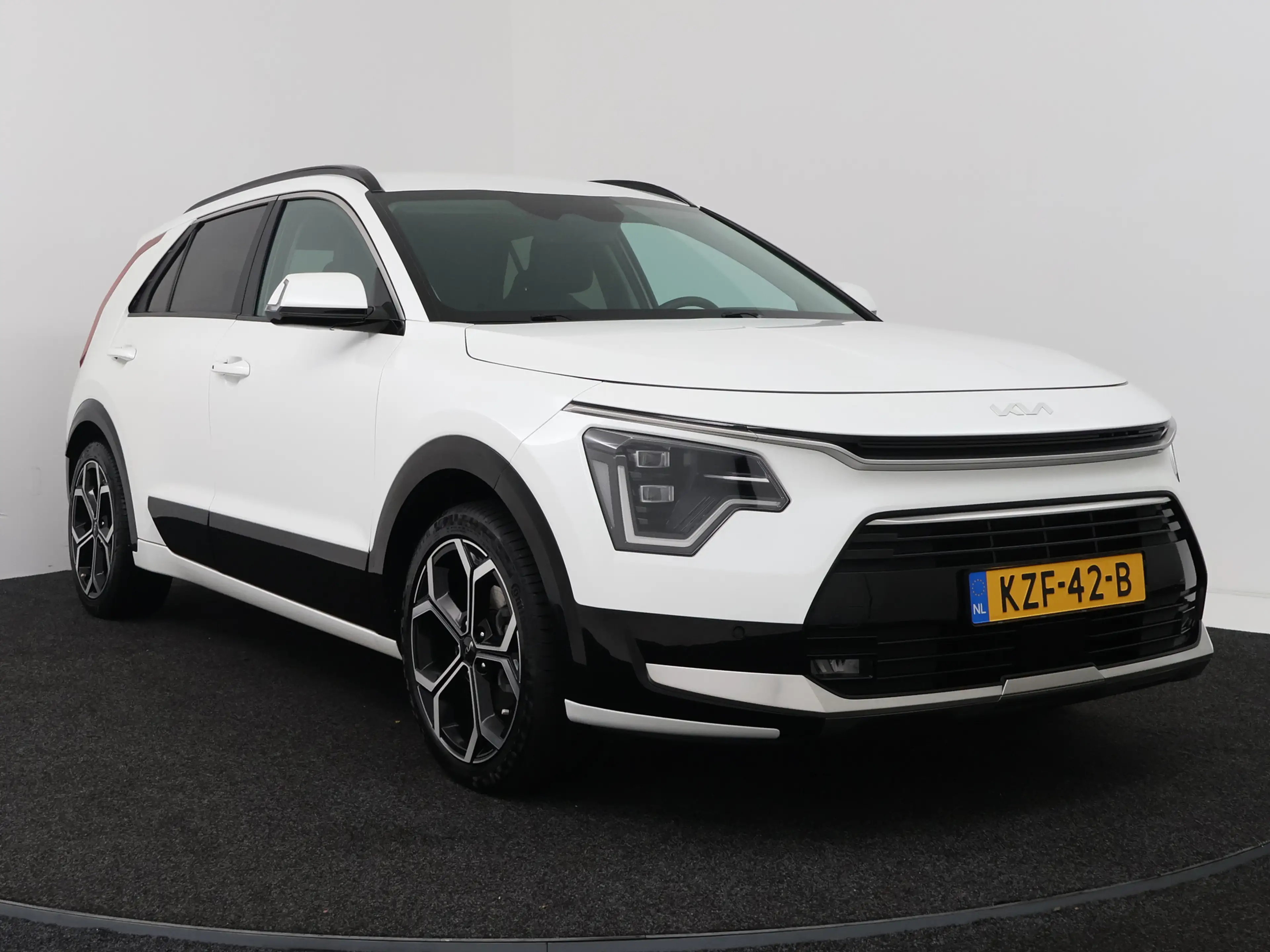 Kia Niro 1.6 GDi Hybrid DynamicPlusLine | 18" incht LM Velg — photo 15