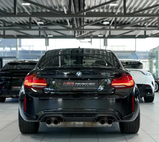 BMW M2 view 9