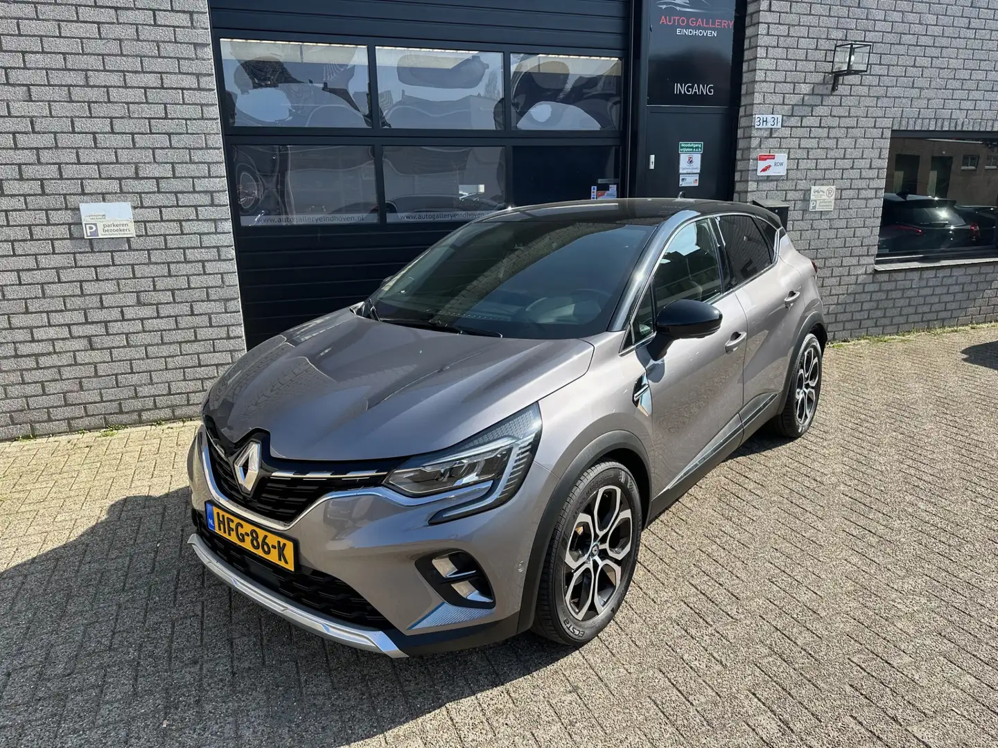 Renault Captur 1.6 E-Tech Plug-in Hybrid 160 Business *NAVI*CAMER Gris - 1