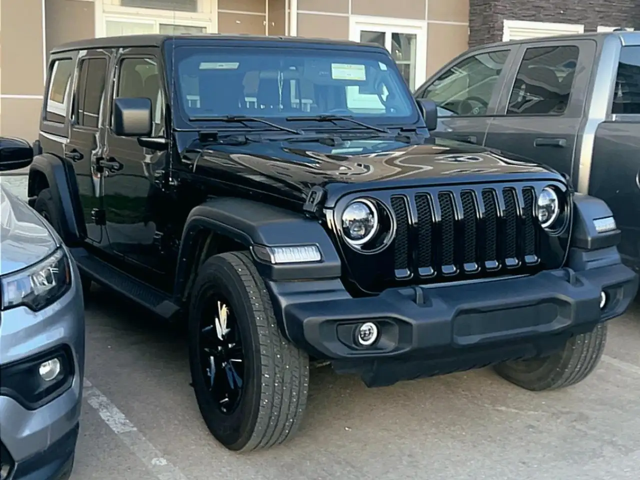Jeep Wrangler снимка Jeep Wrangler