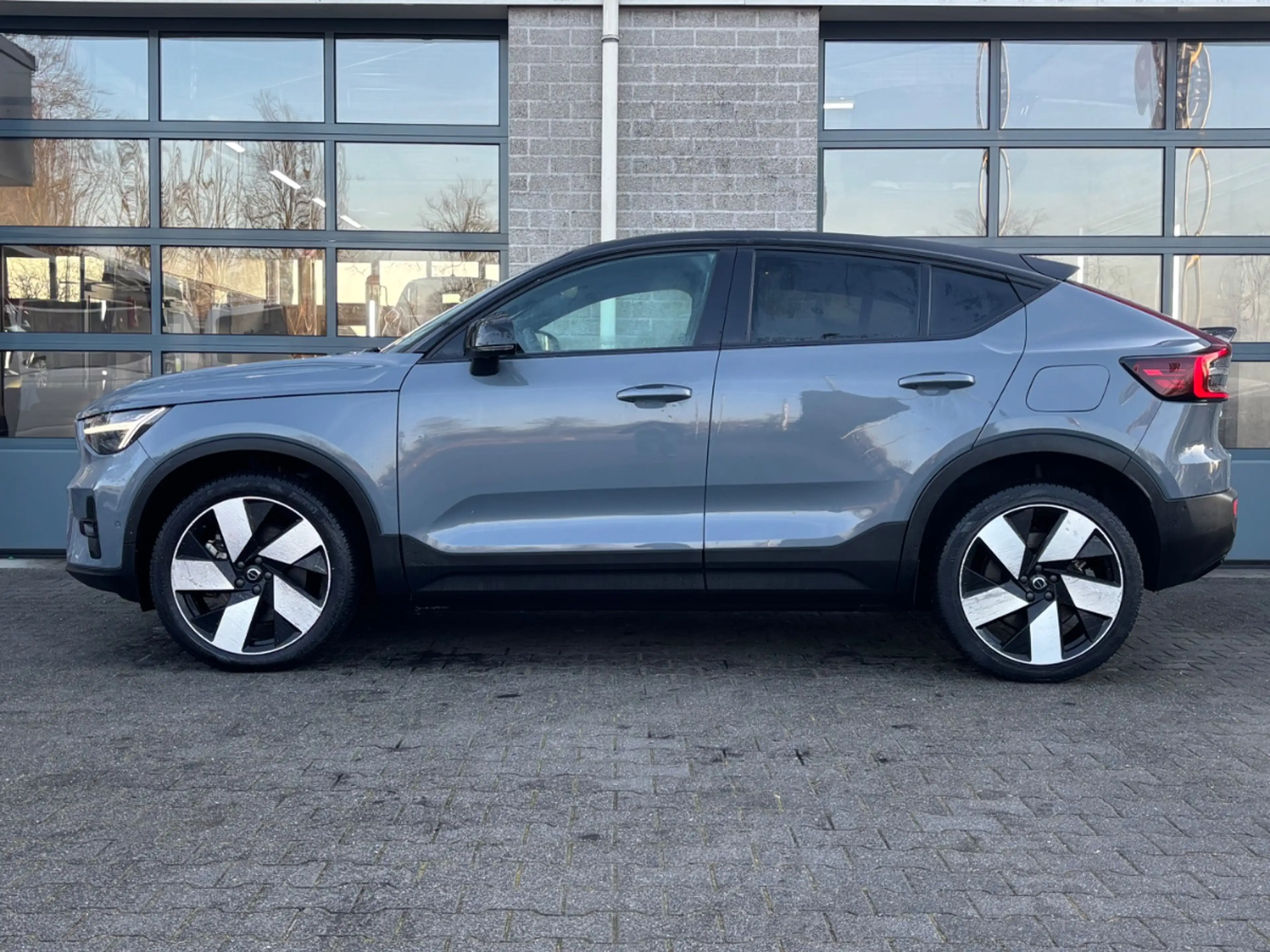 Volvo C40 Recharge Twin Intro Edition 78 kWh|HARMAN/KARDON|P — photo 2