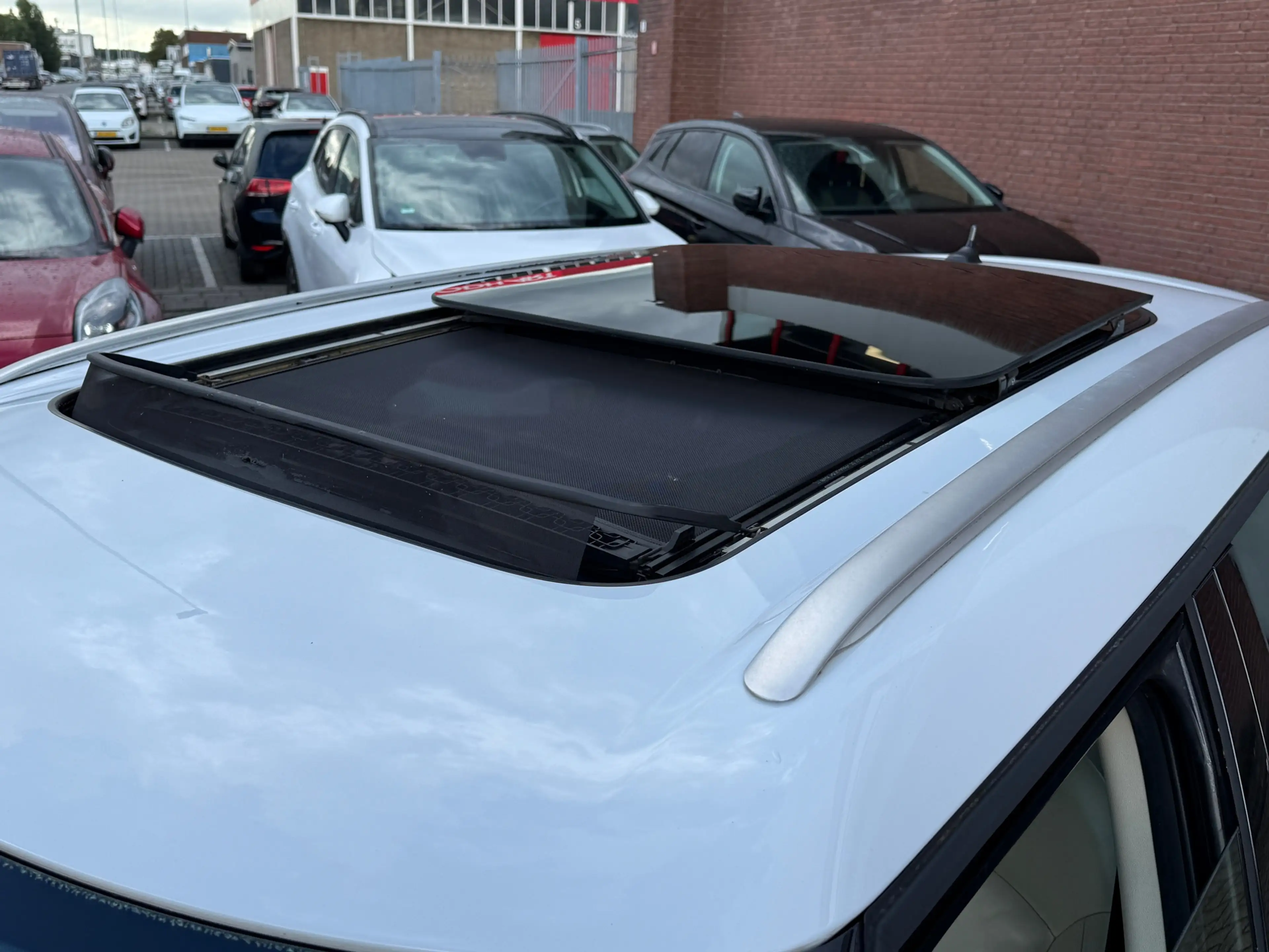 MINI Cooper Countryman 1.6 Salt | AUTOMAAT | PANO | LEDER | — photo 4
