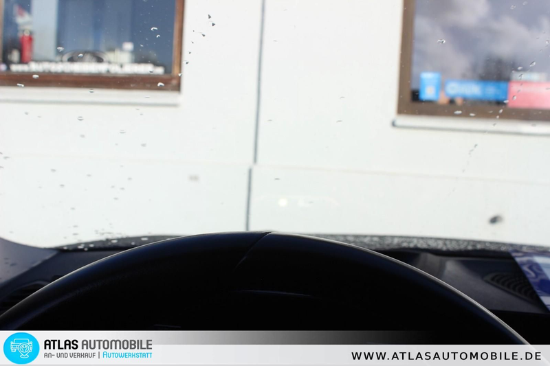 BMW 318 d Aut LEDER=NAVI=LED LEUCHTE=HeadUP=Harman K — photo 3