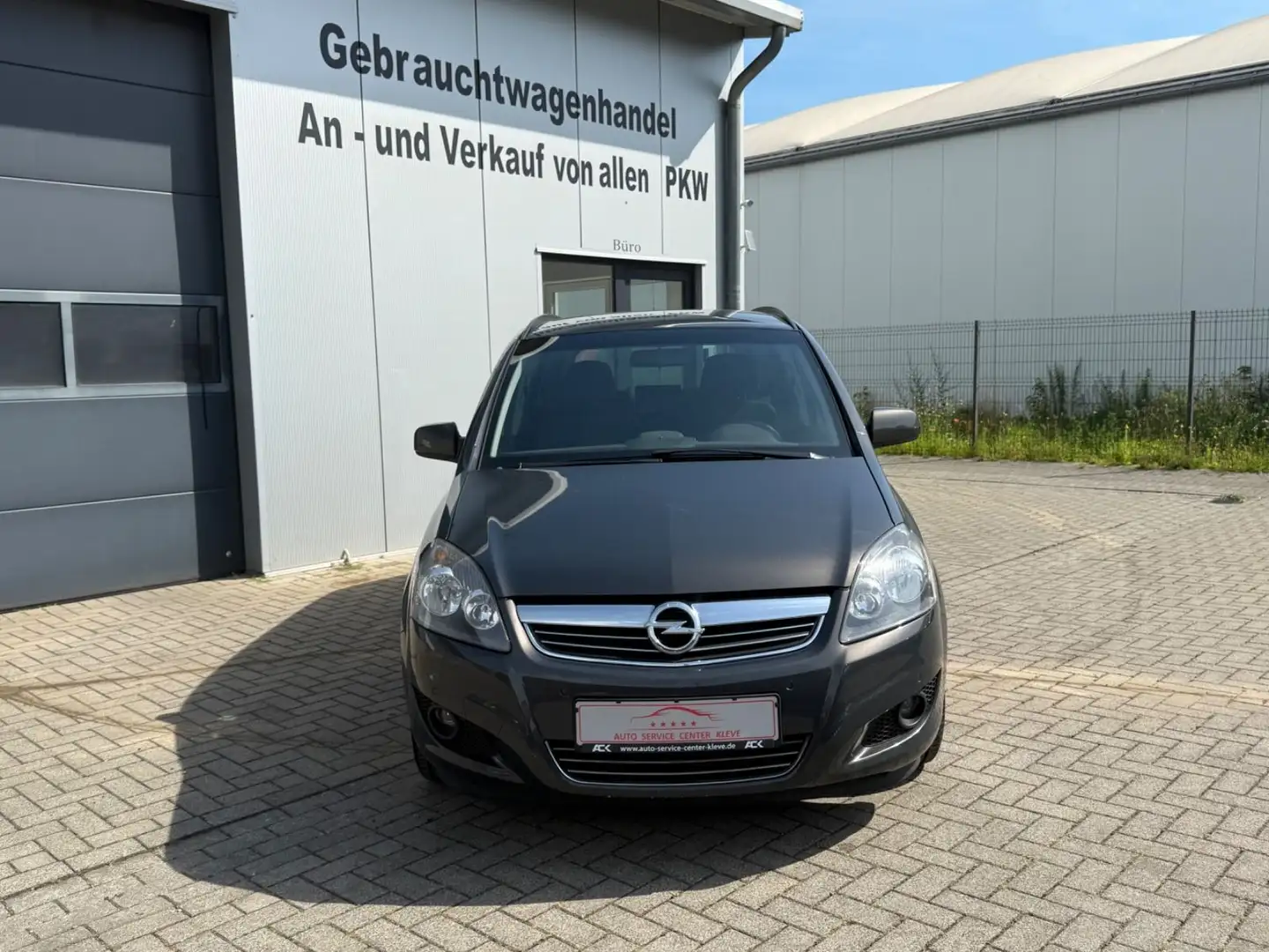 Opel Zafira B Family*7SITZER*NAVI*PDC*KLIMAAUTOMATIK Grau - 2