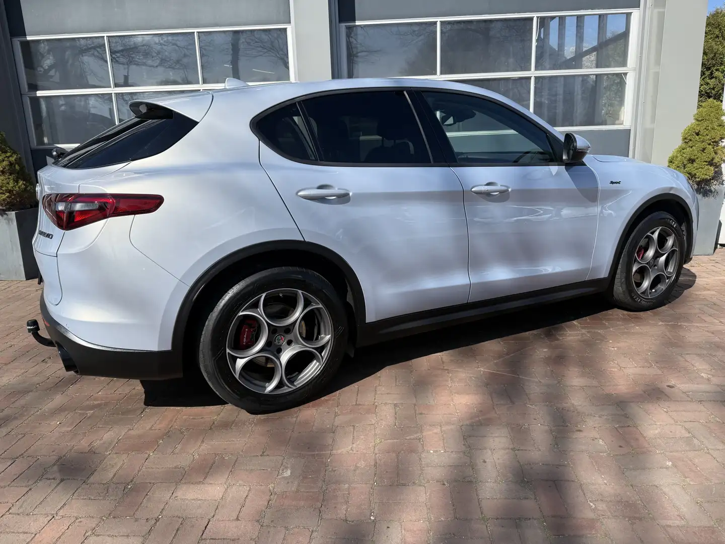 Alfa Romeo Stelvio 2.0 T AWD Q4 280pk Aut. AWD | Leder | Trekhaak  11 Wit - 2