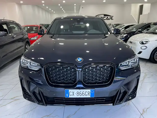BMW X4 view 2