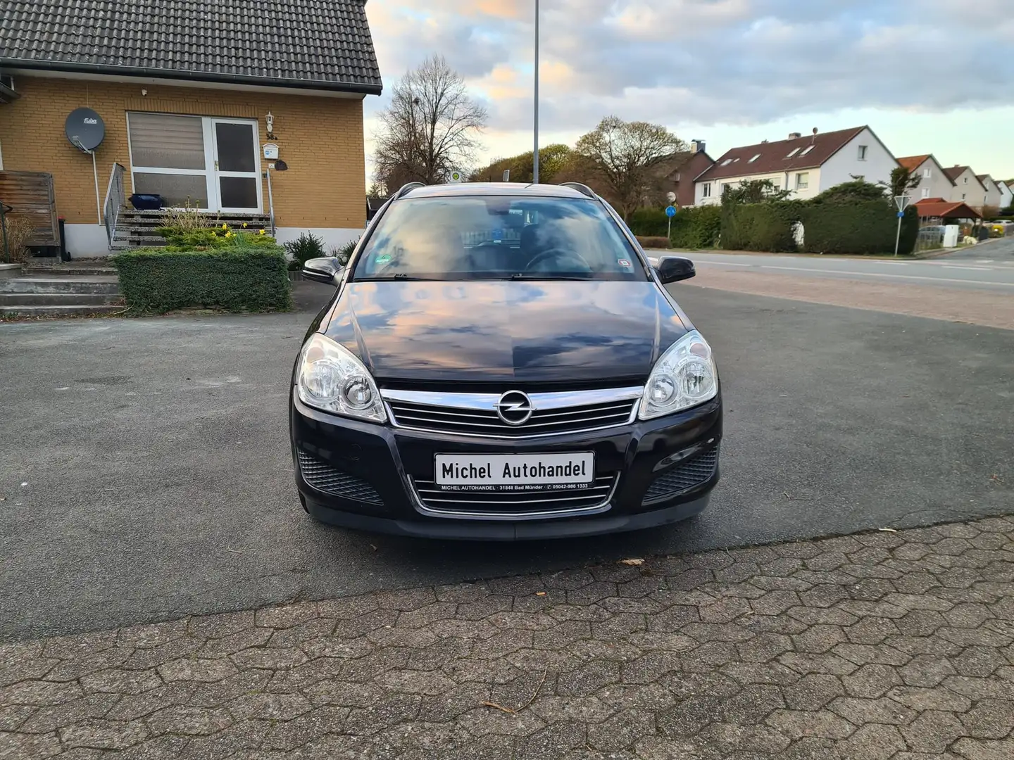 Opel Astra CATCH ME 1,8 Inspektion mit TÜV NEU! Negro - 2