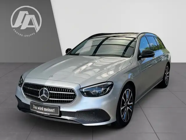 Mercedes-Benz E-Class view 2