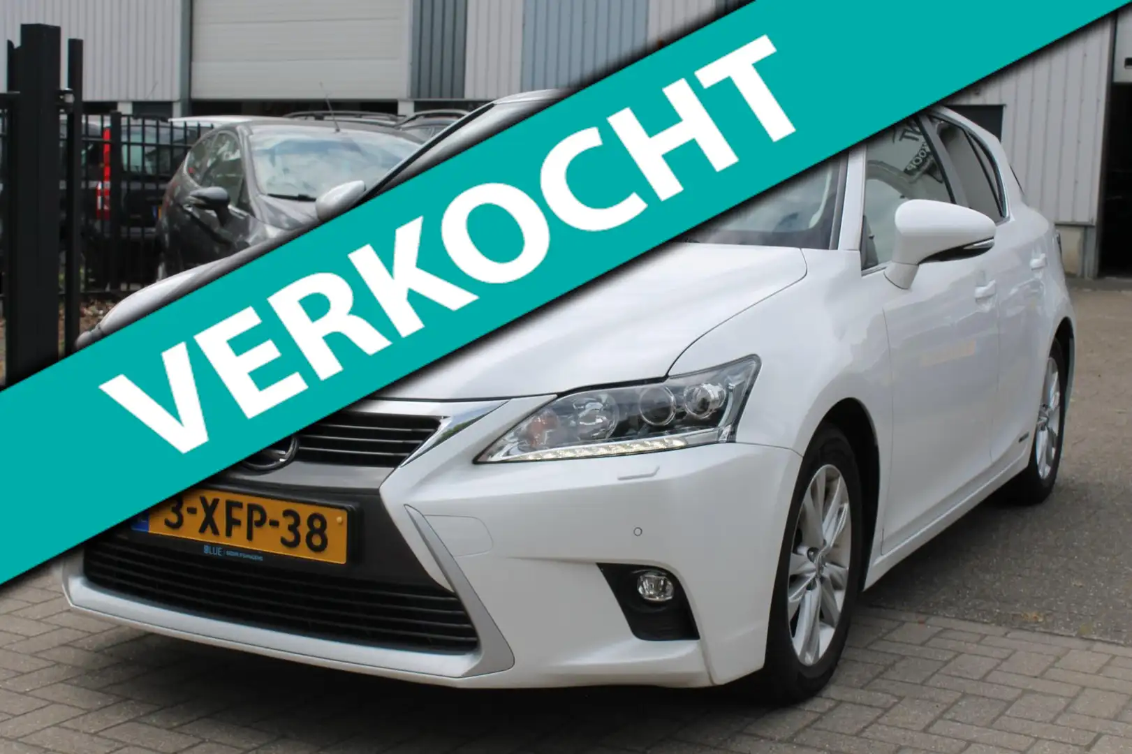 Lexus CT 200h Luxury Line Leer Led Trekhaak! Blanco - 1