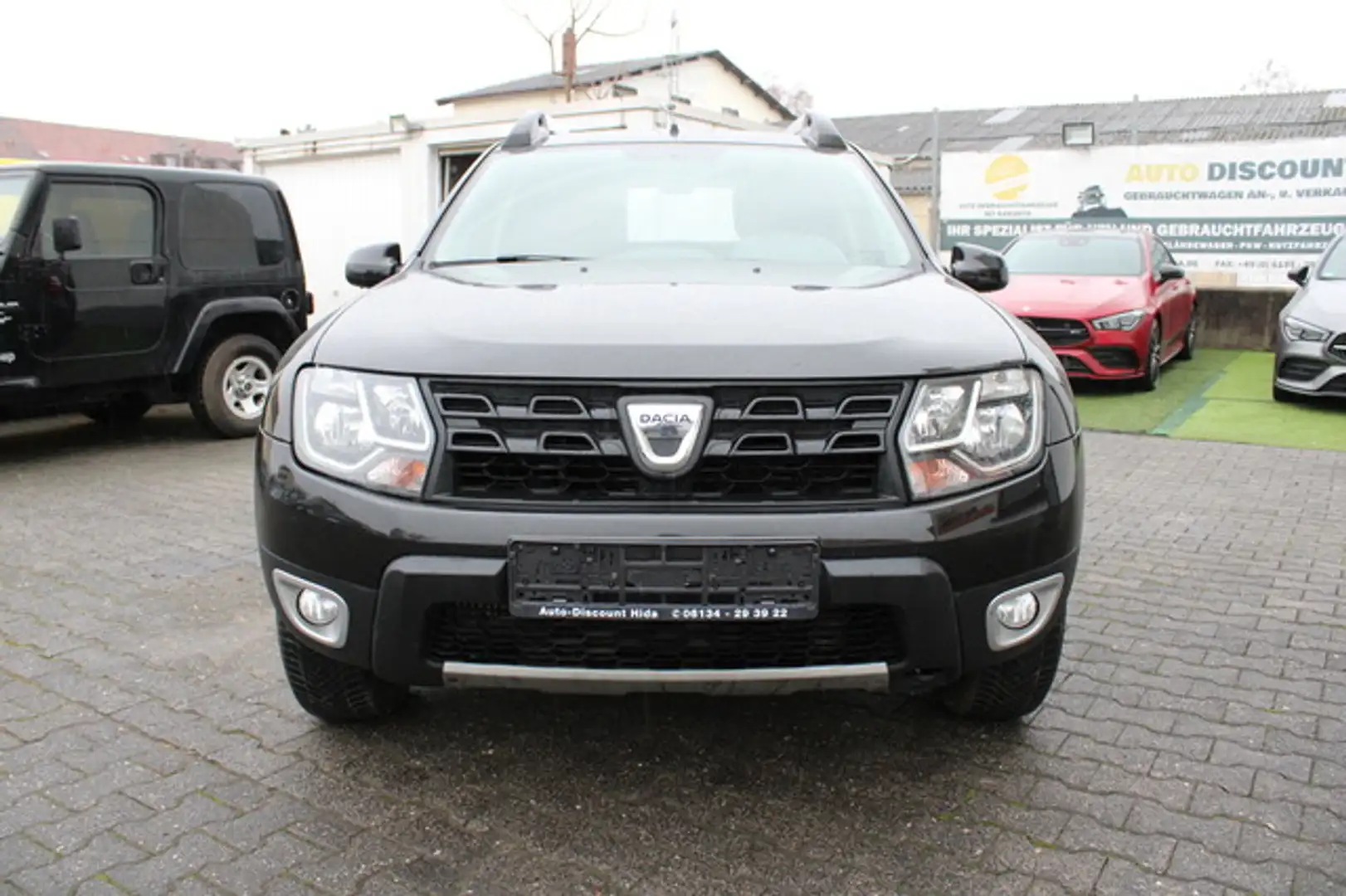Dacia Duster Black Shadow 4x2 Schwarz - 2