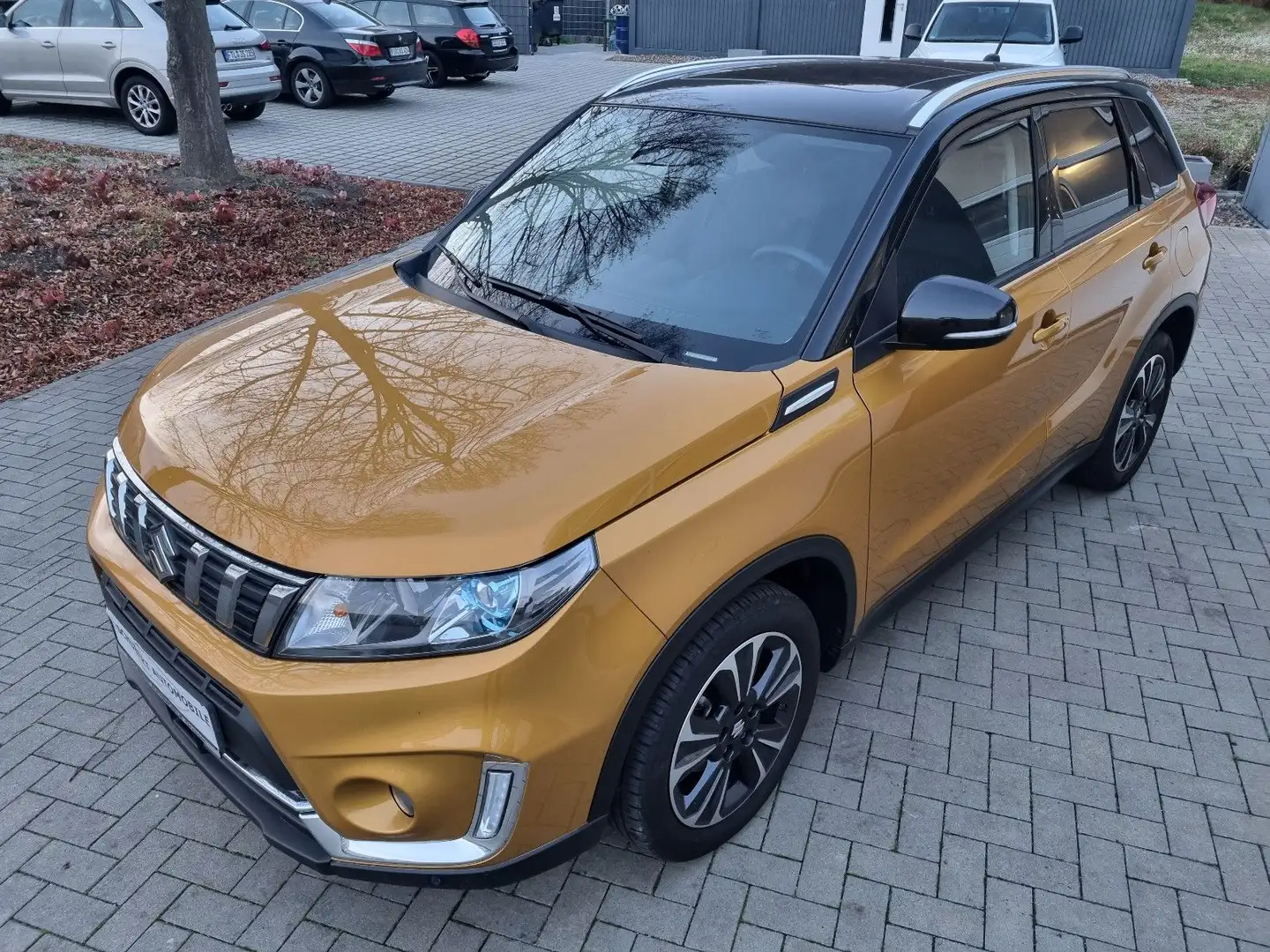 Suzuki Vitara 1.4 Comfort+ 4x4 Gelb - 2