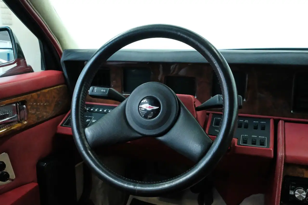 Aston Martin Lagonda S3 TICKFORD-INDIVIDUAL/RARITÄT/SAMMLER, foto 12