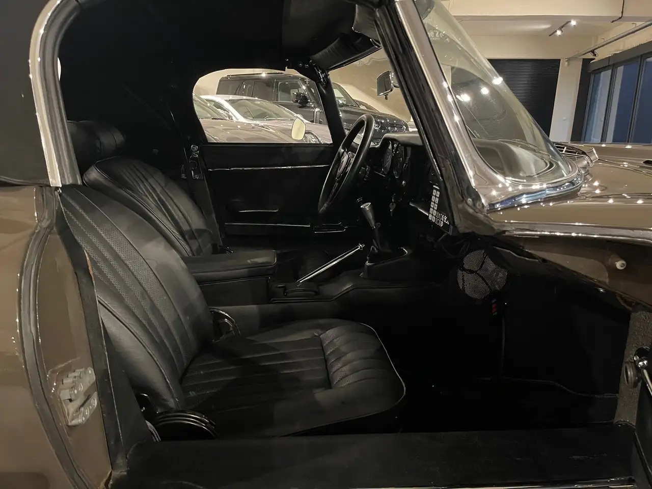 Jaguar E-Type 4.2 Cabriolet, foto 10