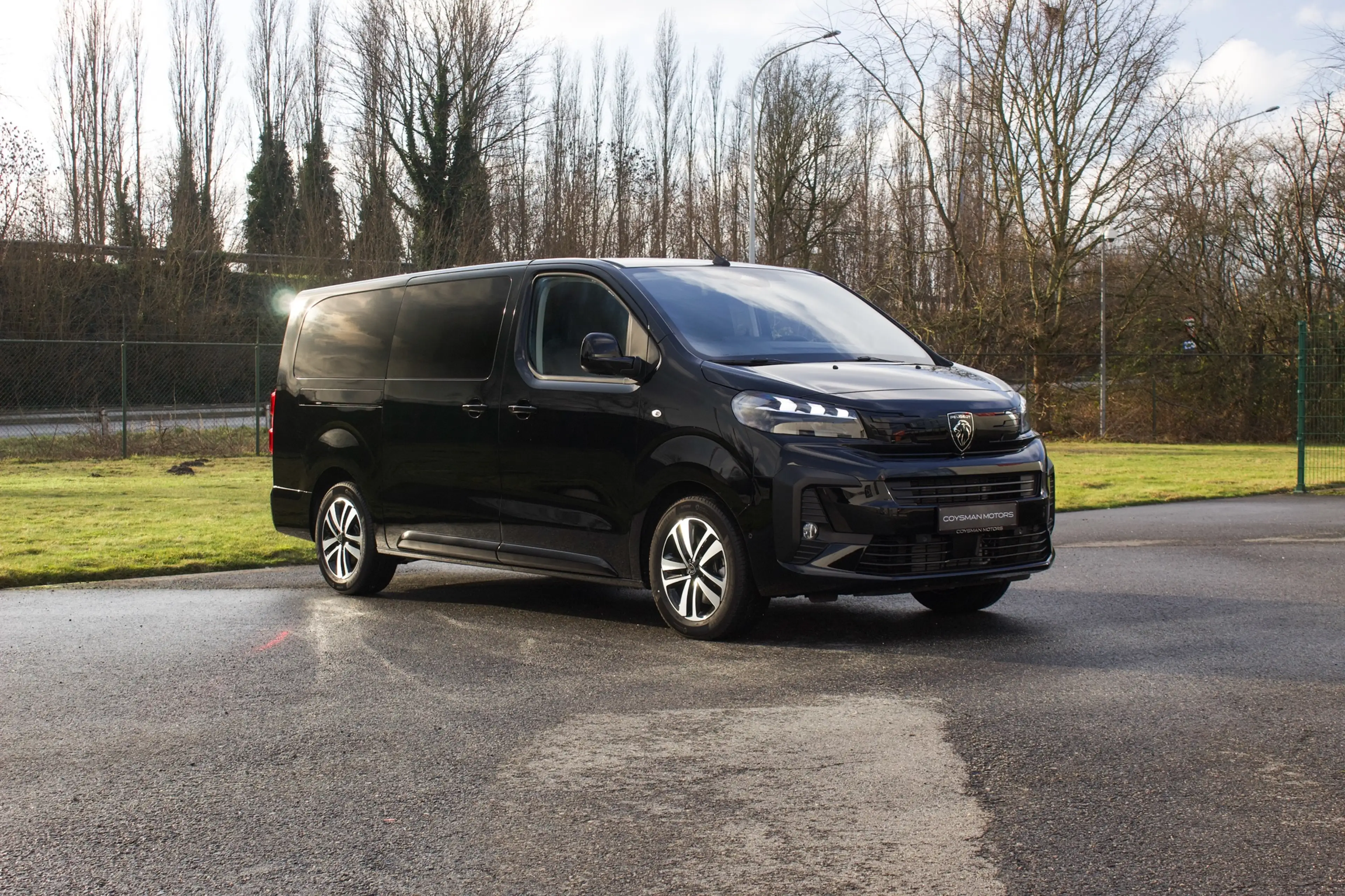 Peugeot Traveller VIP/Long/Massage/Pano/Leder/8p/Full Option/360°