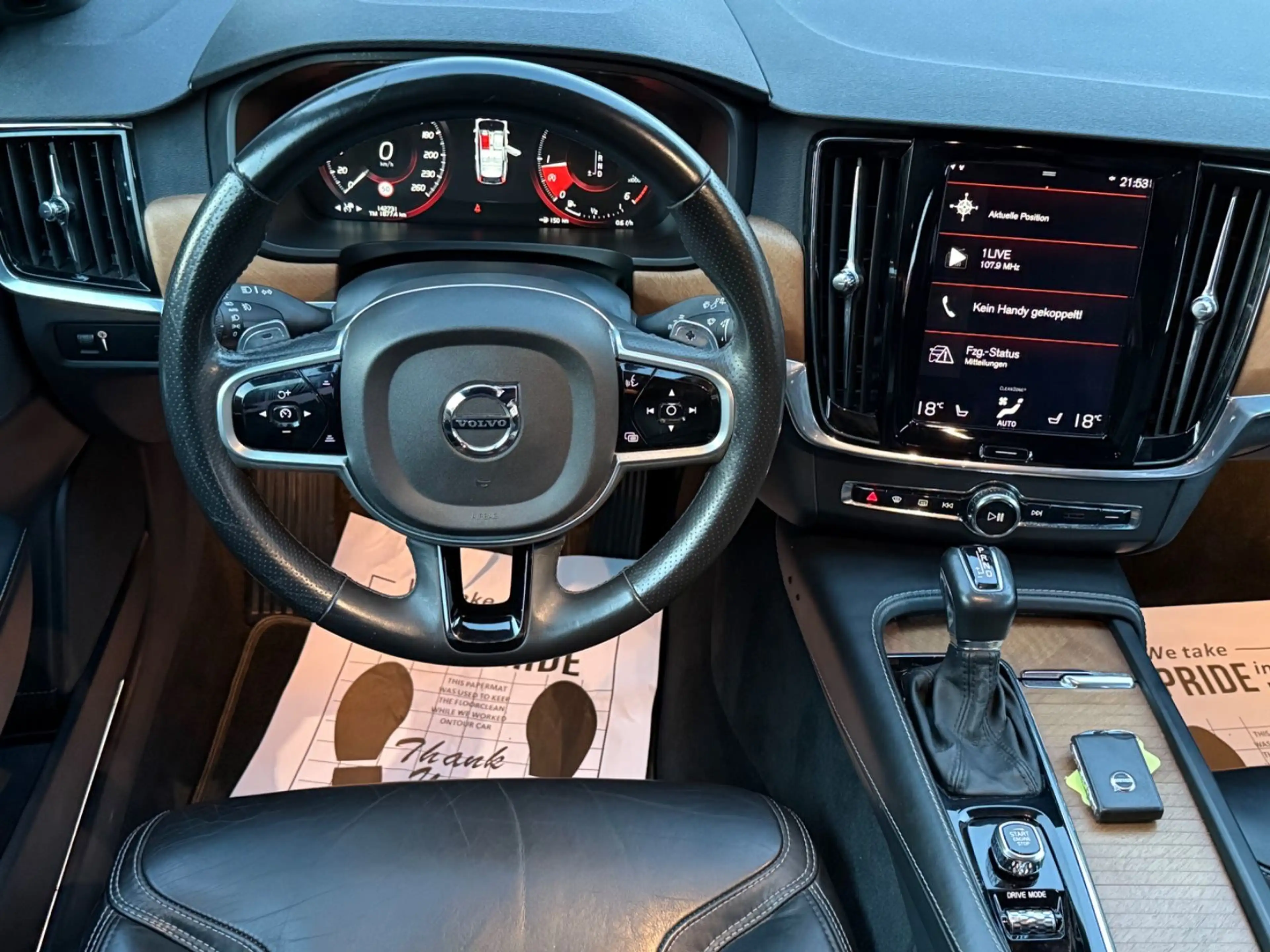 Volvo V90 D5 Aut. Inscription AWD Leder Cam LED 4xSHZ — photo 14