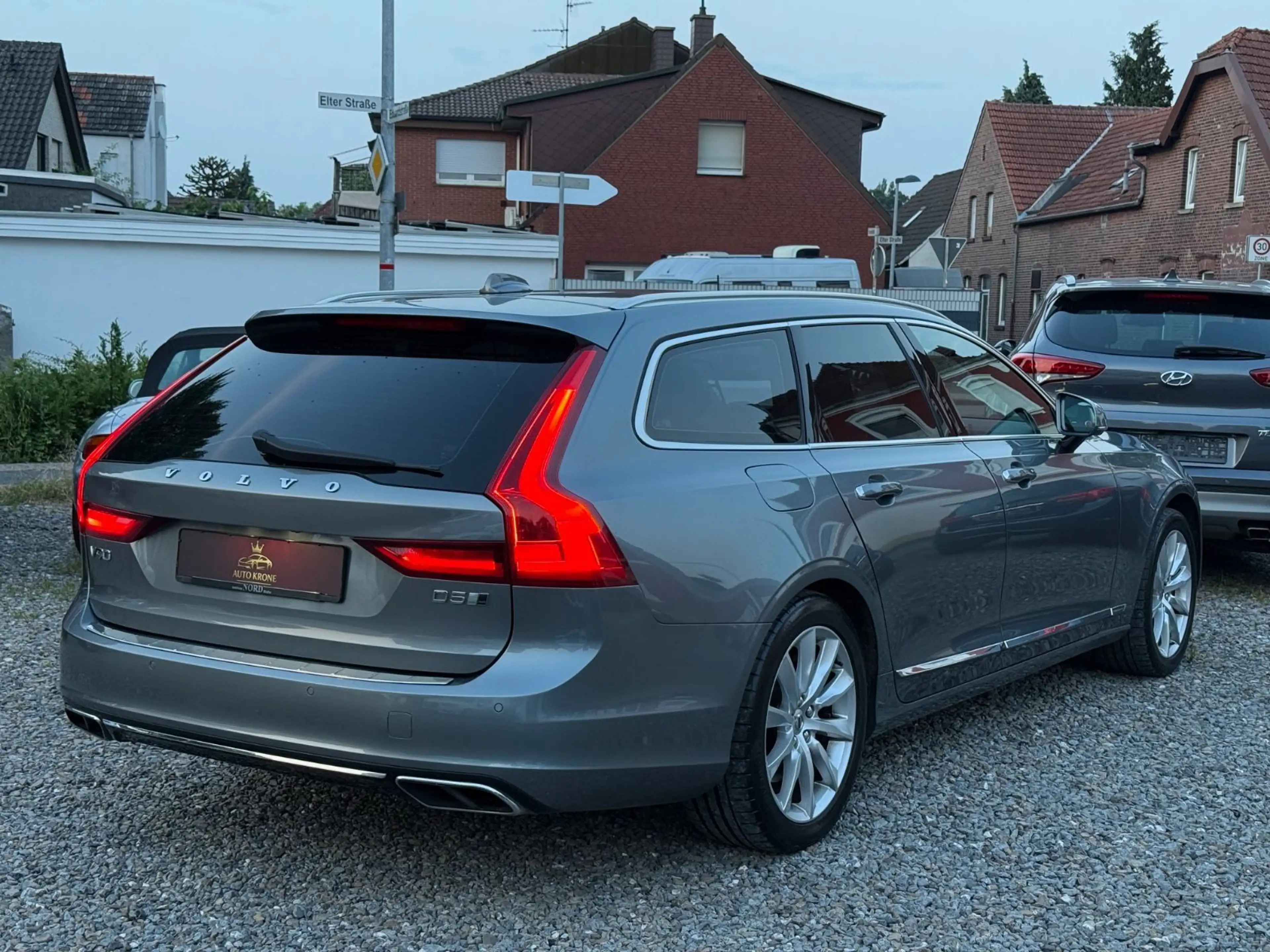 Volvo V90 D5 Aut. Inscription AWD Leder Cam LED 4xSHZ — photo 5