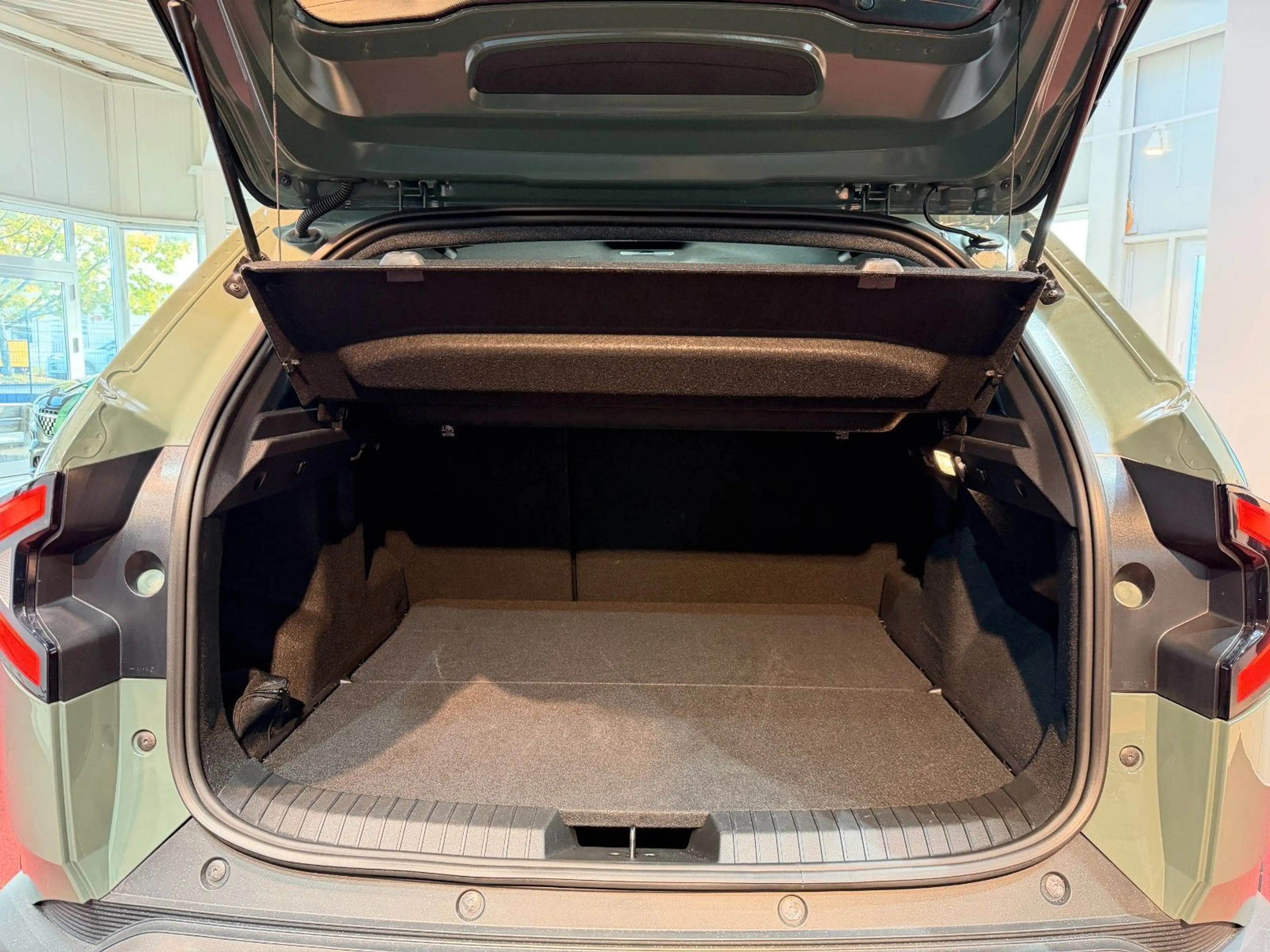 Dacia Duster Hybrid 140 Journey *LED* — photo 5