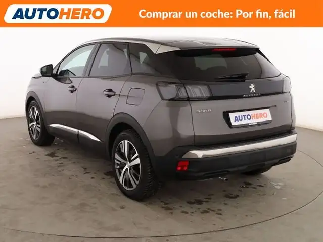 Peugeot 3008 view 4