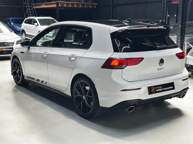 Volkswagen Golf view 6