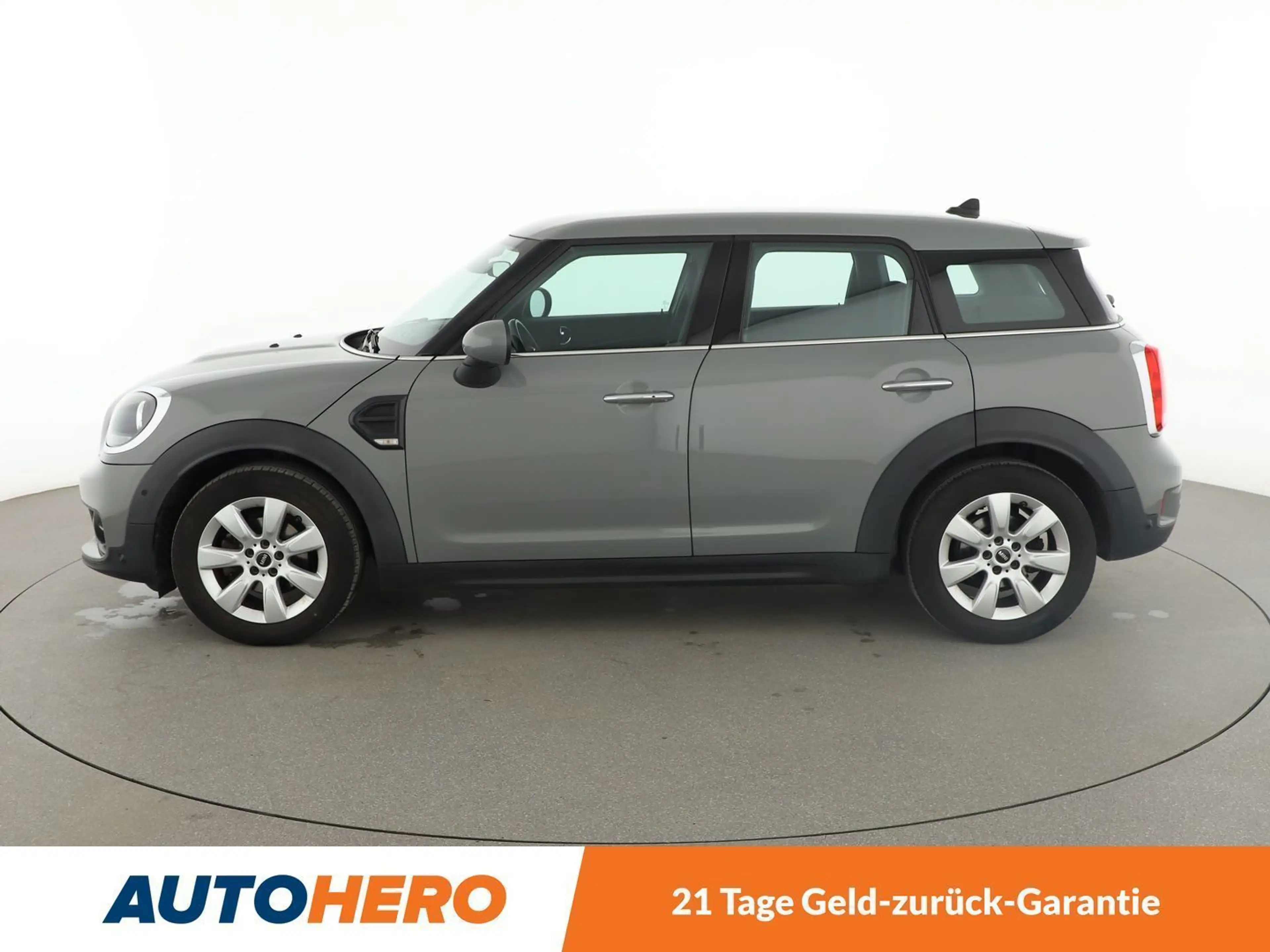 MINI One Countryman One*NAVI*PDC*LIM*ALU*KLIMA*SHZ* — photo 3