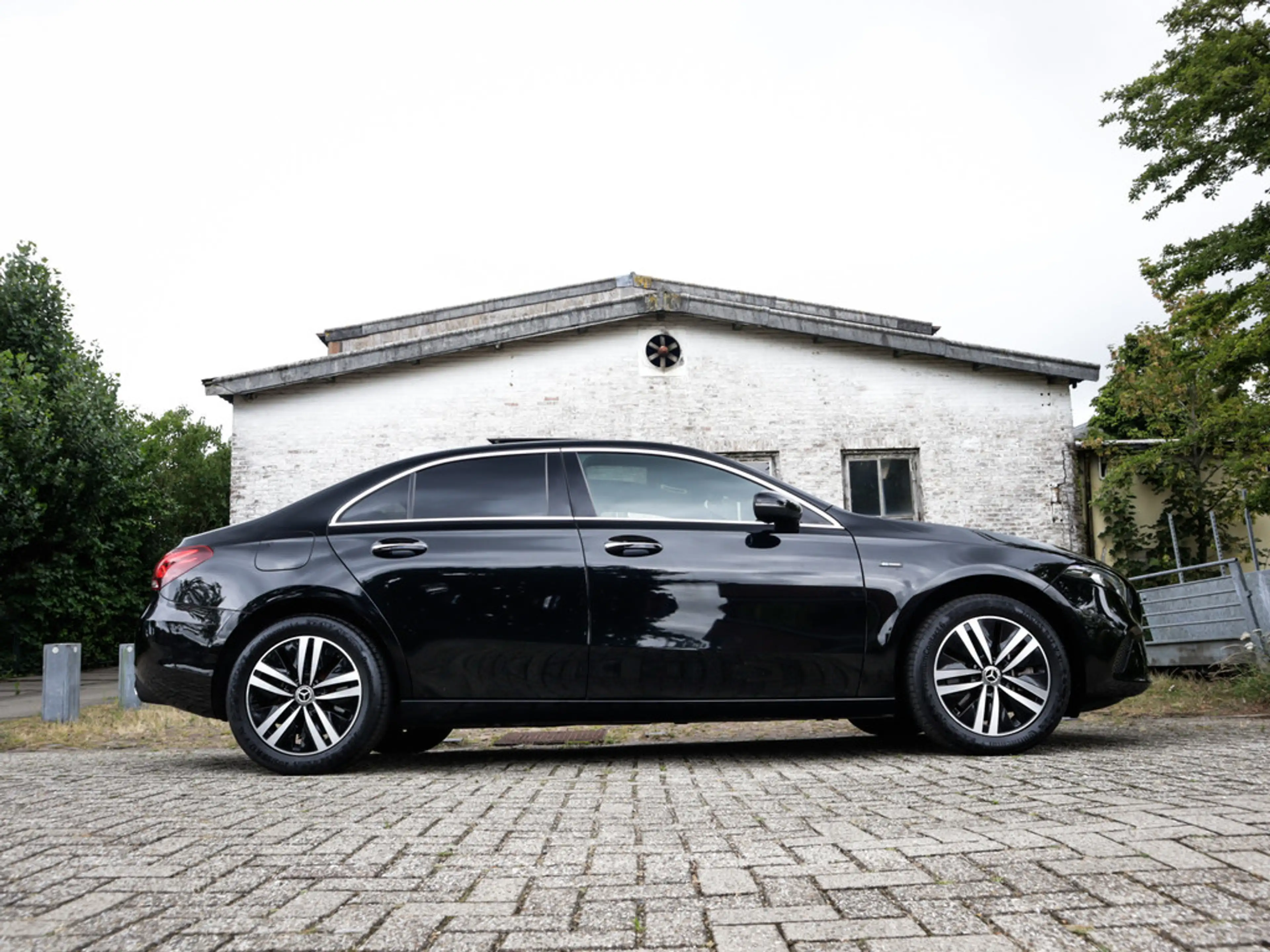 Mercedes-Benz A 250 e Business Solution Luxury Limited 1e-Eig. & Deale — photo 4