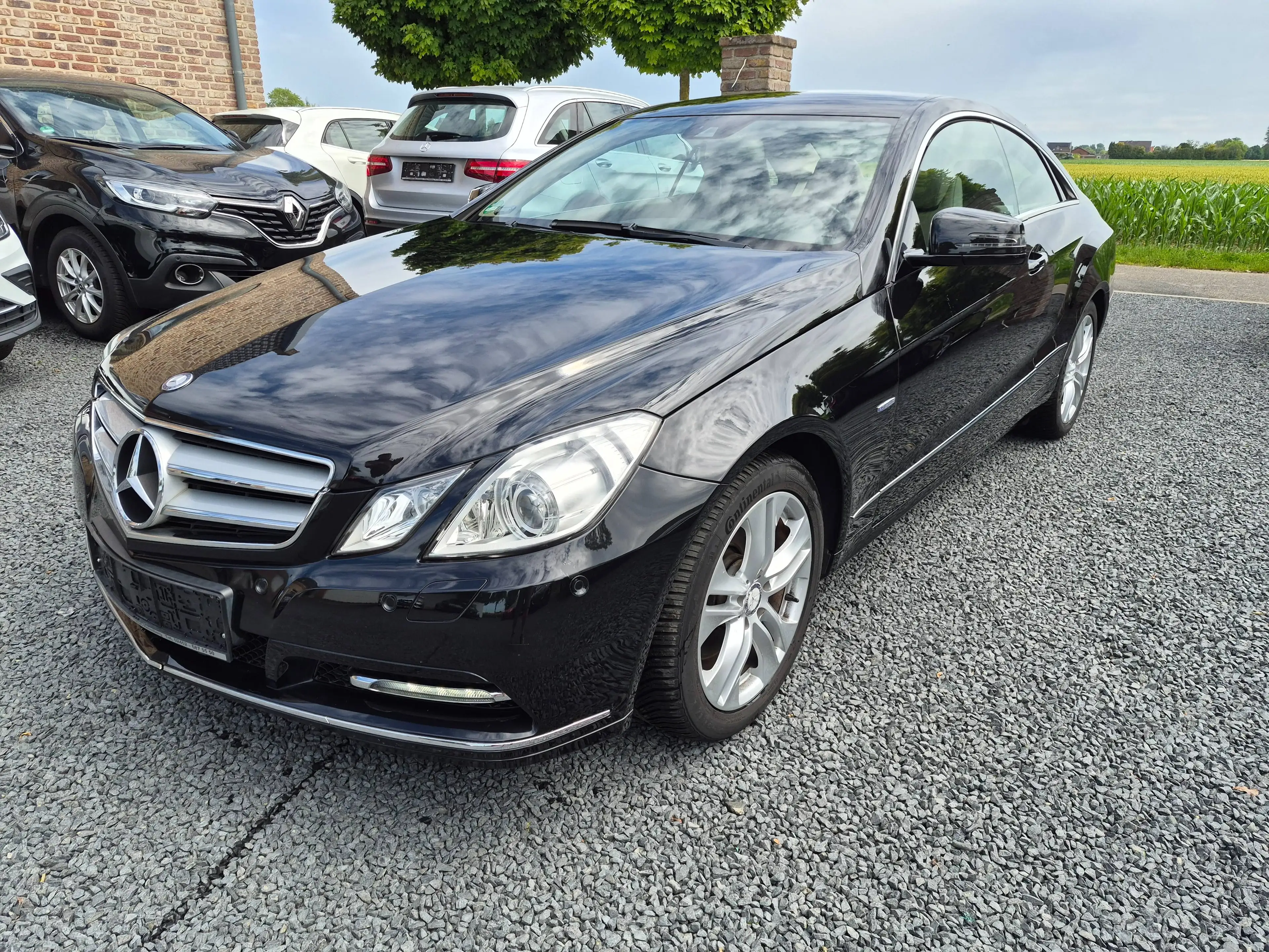 Mercedes-Benz E 350 Coupe´| V6| Automatik| Leder| Navi| Harman Kardon| SHZ| Abstandstempomat — photo 3