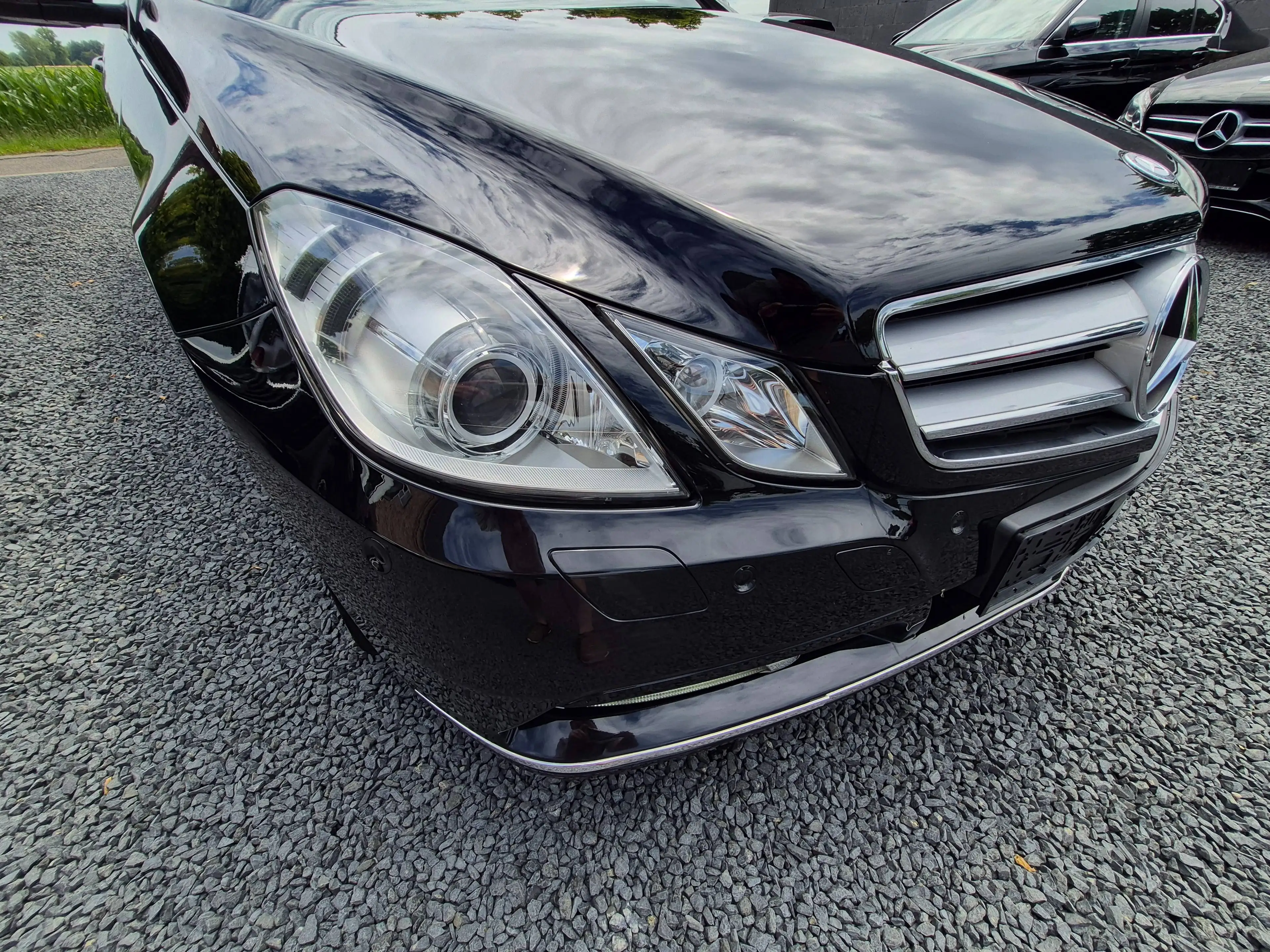 Mercedes-Benz E 350 Coupe´| V6| Automatik| Leder| Navi| Harman Kardon| SHZ| Abstandstempomat — photo 11