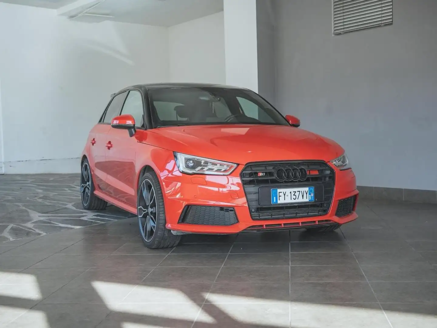 Audi S1 2.0 TFSI quattro Rouge - 1