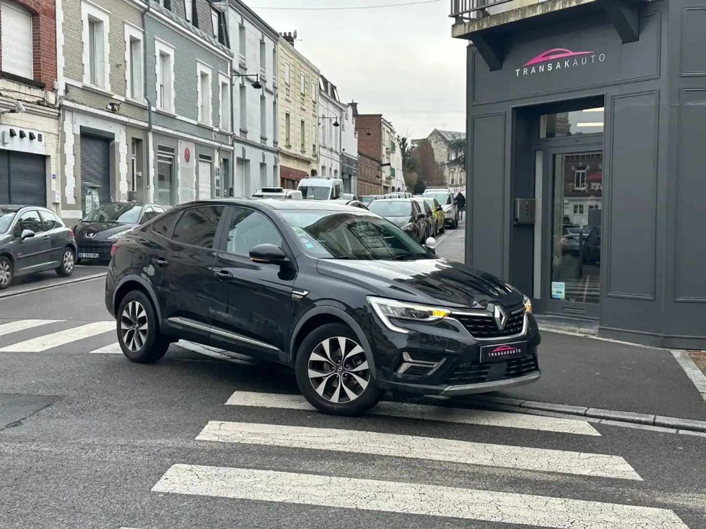 Renault Arkana E-Tech 145 Business / CAMERA DE RECUL / GPS / BLUETOOTH / CARTE MAIN LIBRE Schwarz - 1