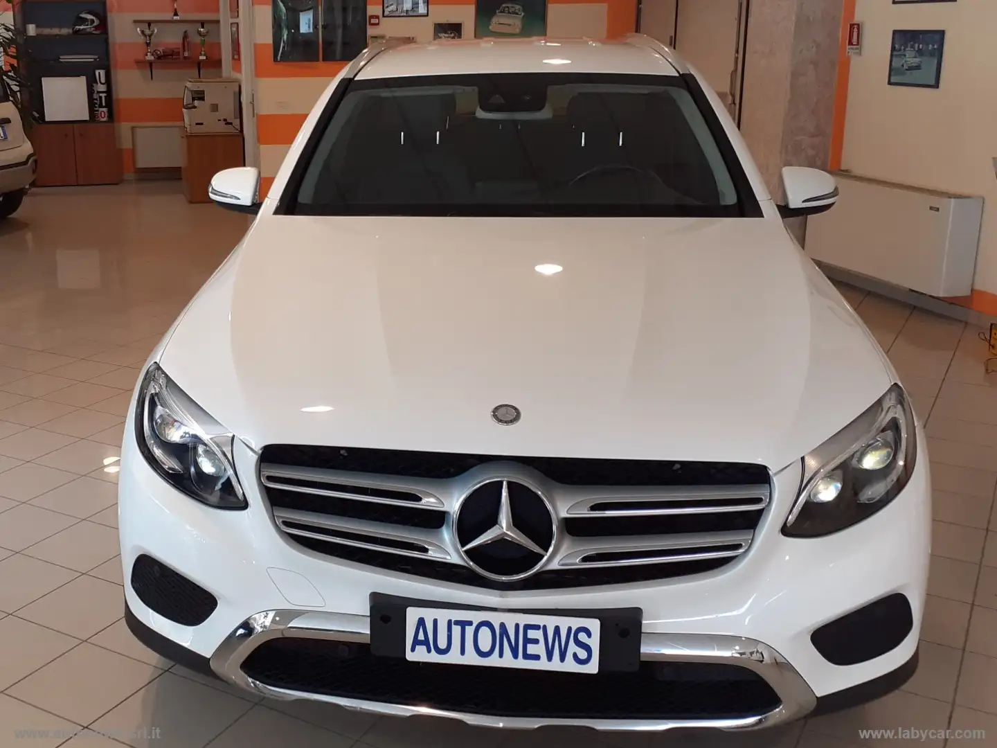Mercedes-Benz GLC 200 GLC 220 D 4MATIC Bianco - 2