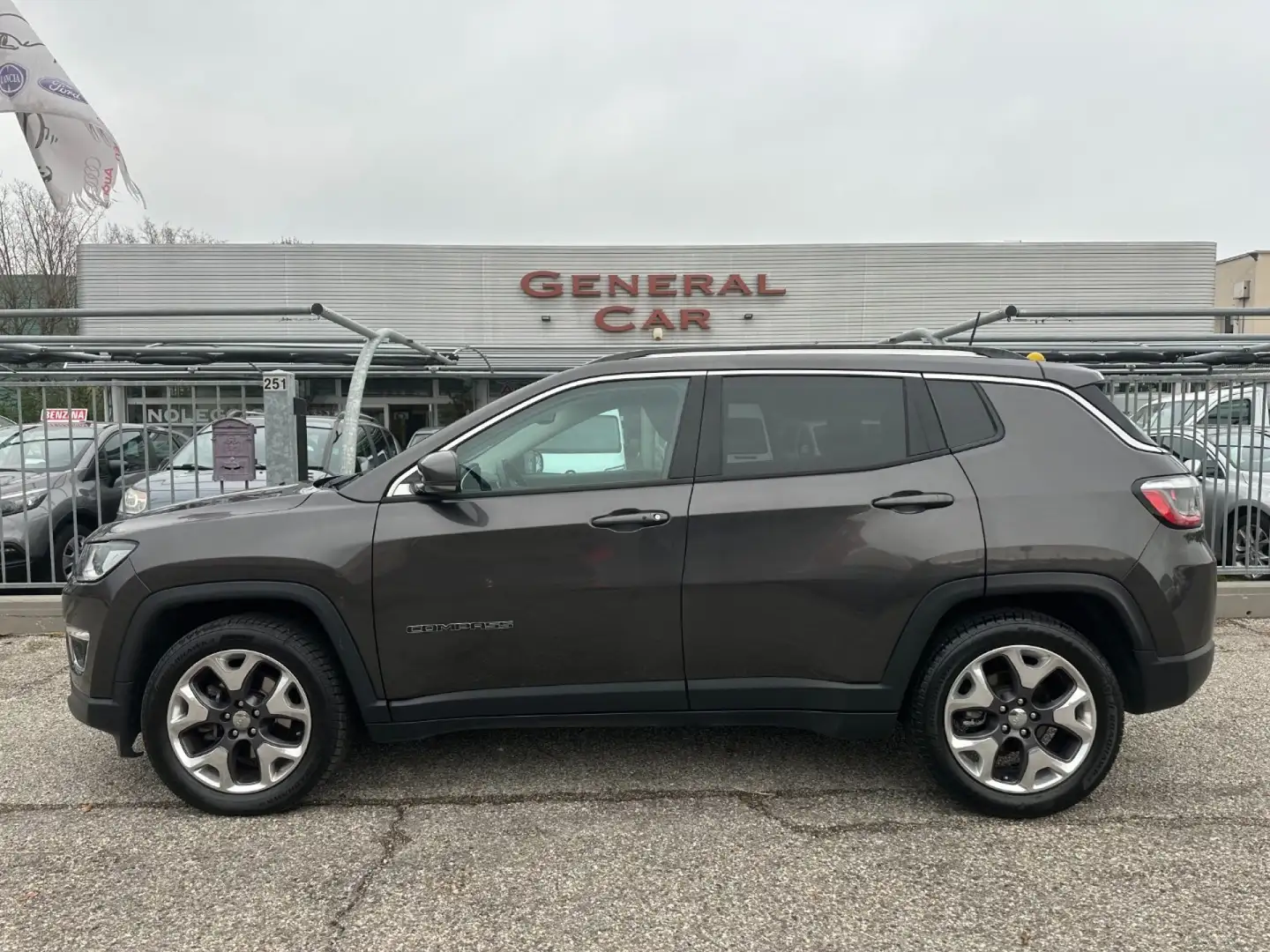 Jeep Compass 1.6 Multijet II 2WD Limited Gris - 1