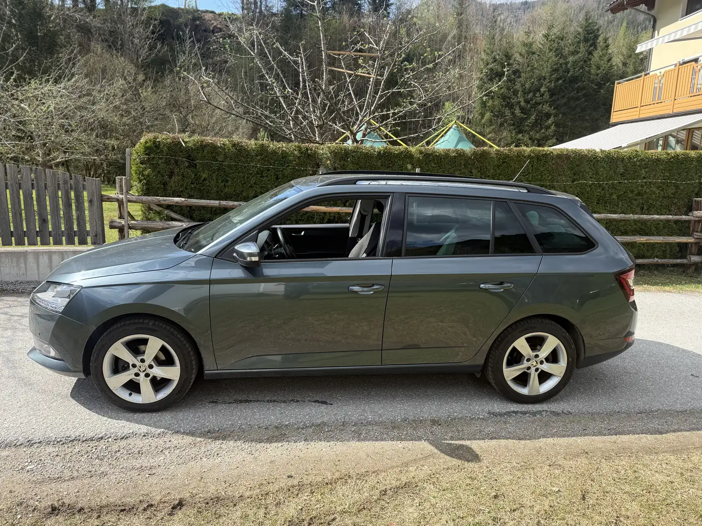 Skoda Fabia Style Grau - 2