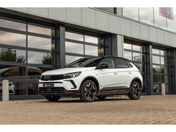 Automaat 130pk | Ultimate | Alcantara | Zetelve...