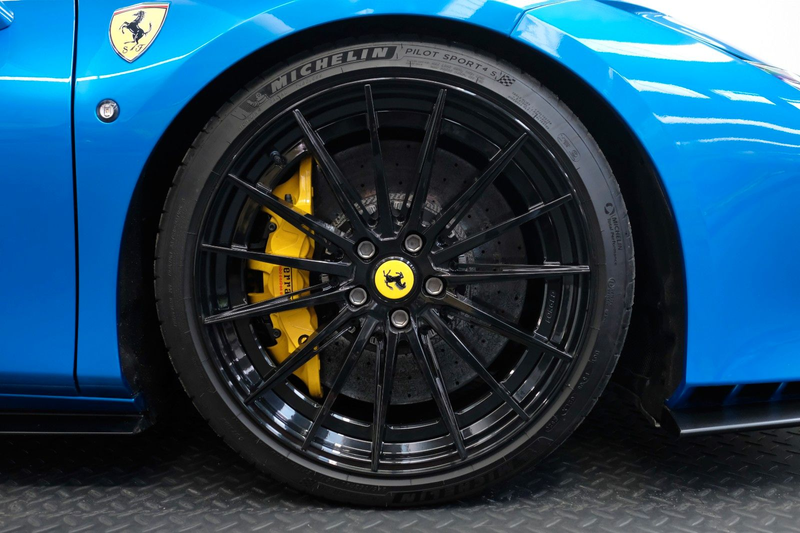 Ferrari F8 Tributo CARBON/LIFT/RACING SEAT/JBL/PASS.DISP — photo 11