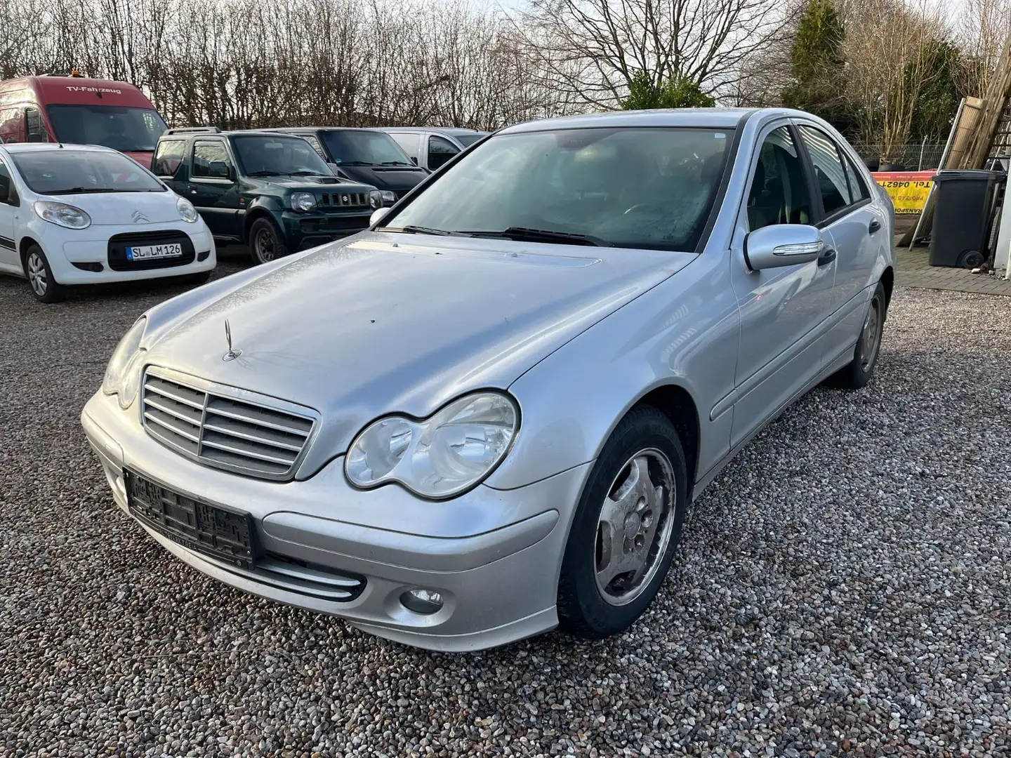 Mercedes-Benz C 180 Lim. Kompressor Klimaauto. Tempomat Autom. Ezüst - 1