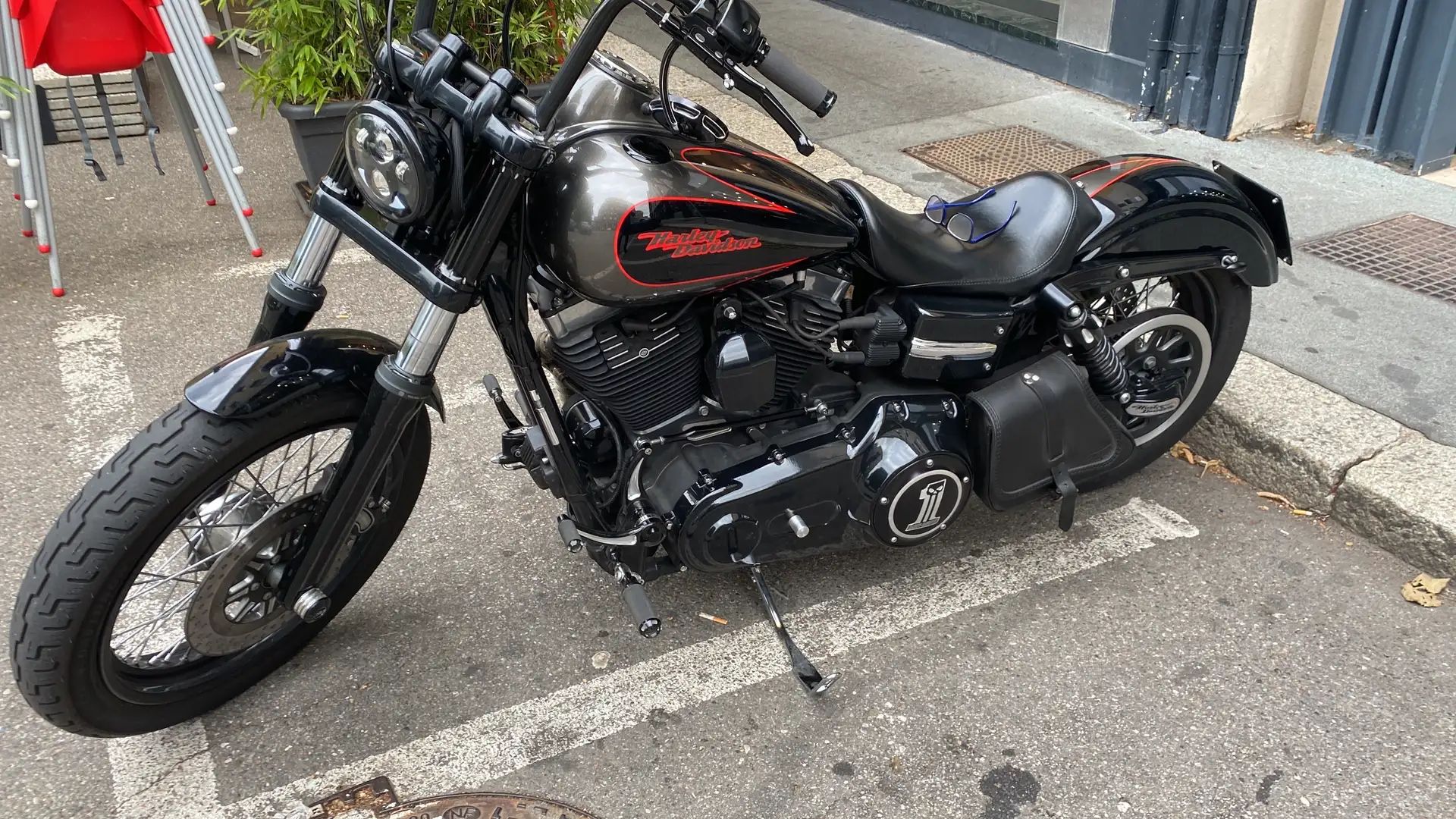 Harley-Davidson Street Bob custom - 1