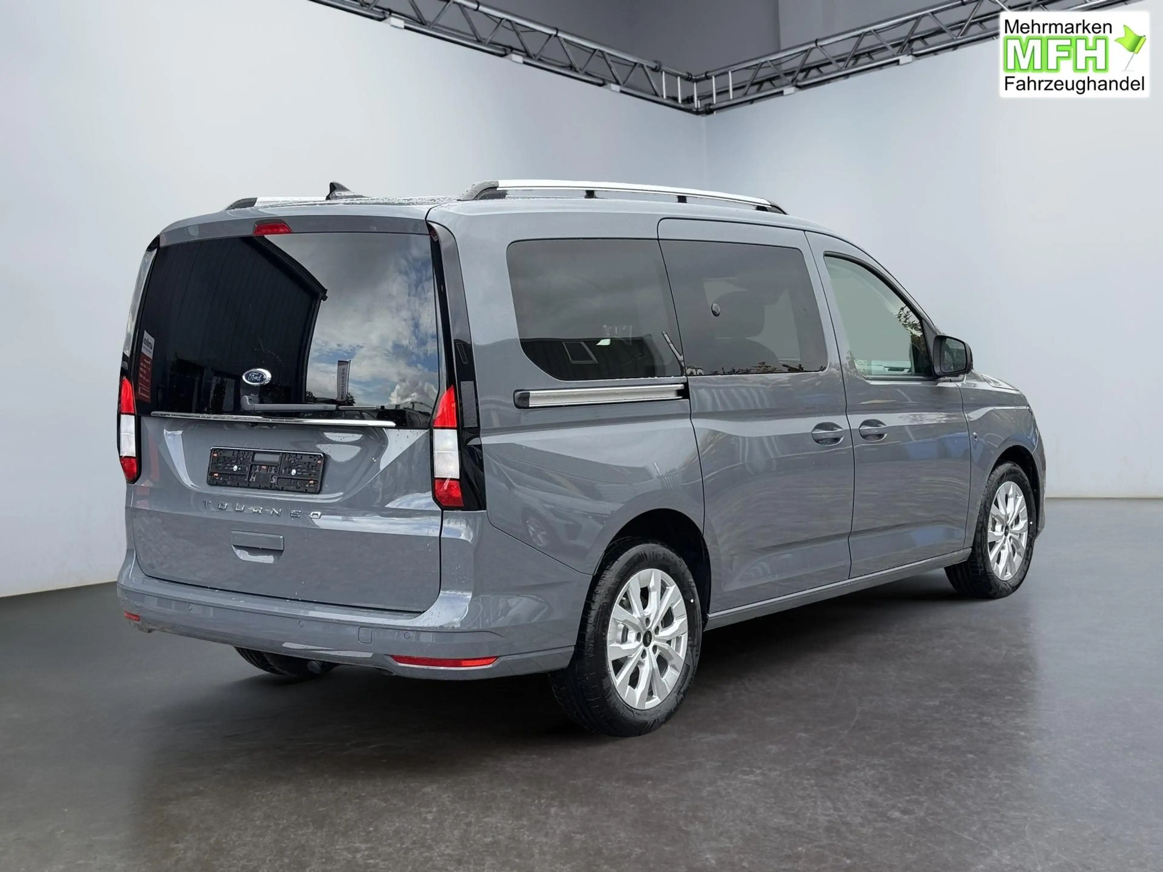Ford Grand Tourneo Titanium 1,5 L2 7 Sitzer Klimaautomatik Anhänge... — photo 4