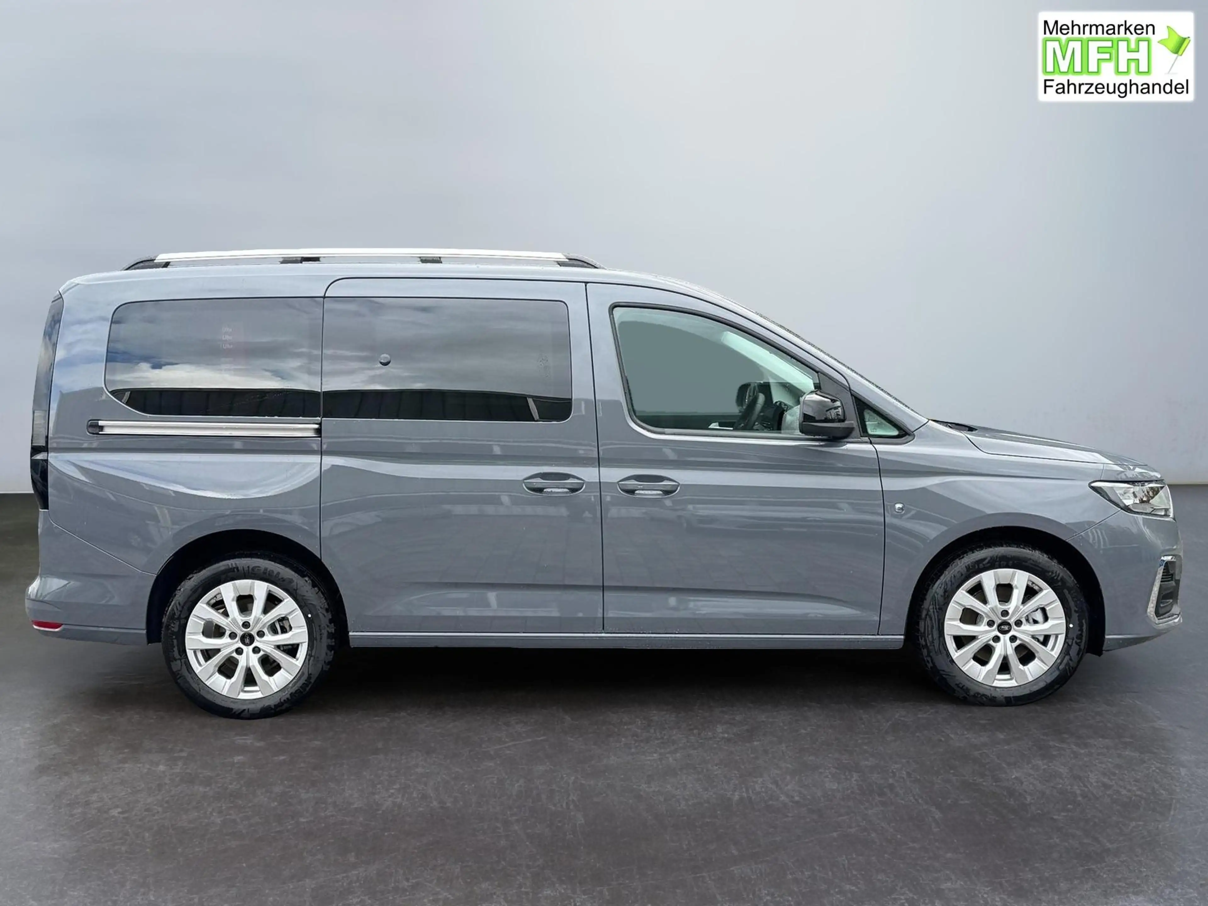 Ford Grand Tourneo Titanium 1,5 L2 7 Sitzer Klimaautomatik Anhänge... — photo 6