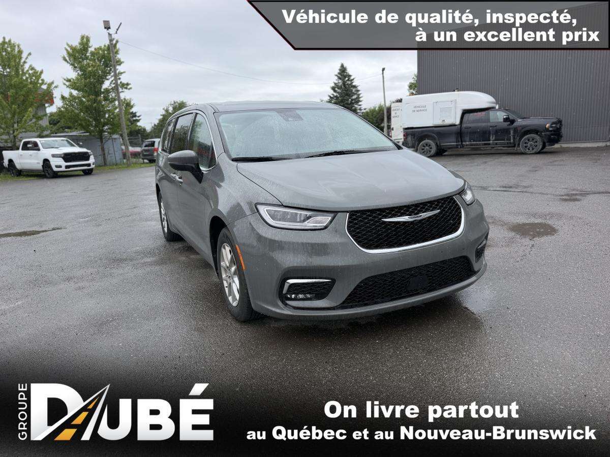 2023 Chrysler Pacifica Touring L TA