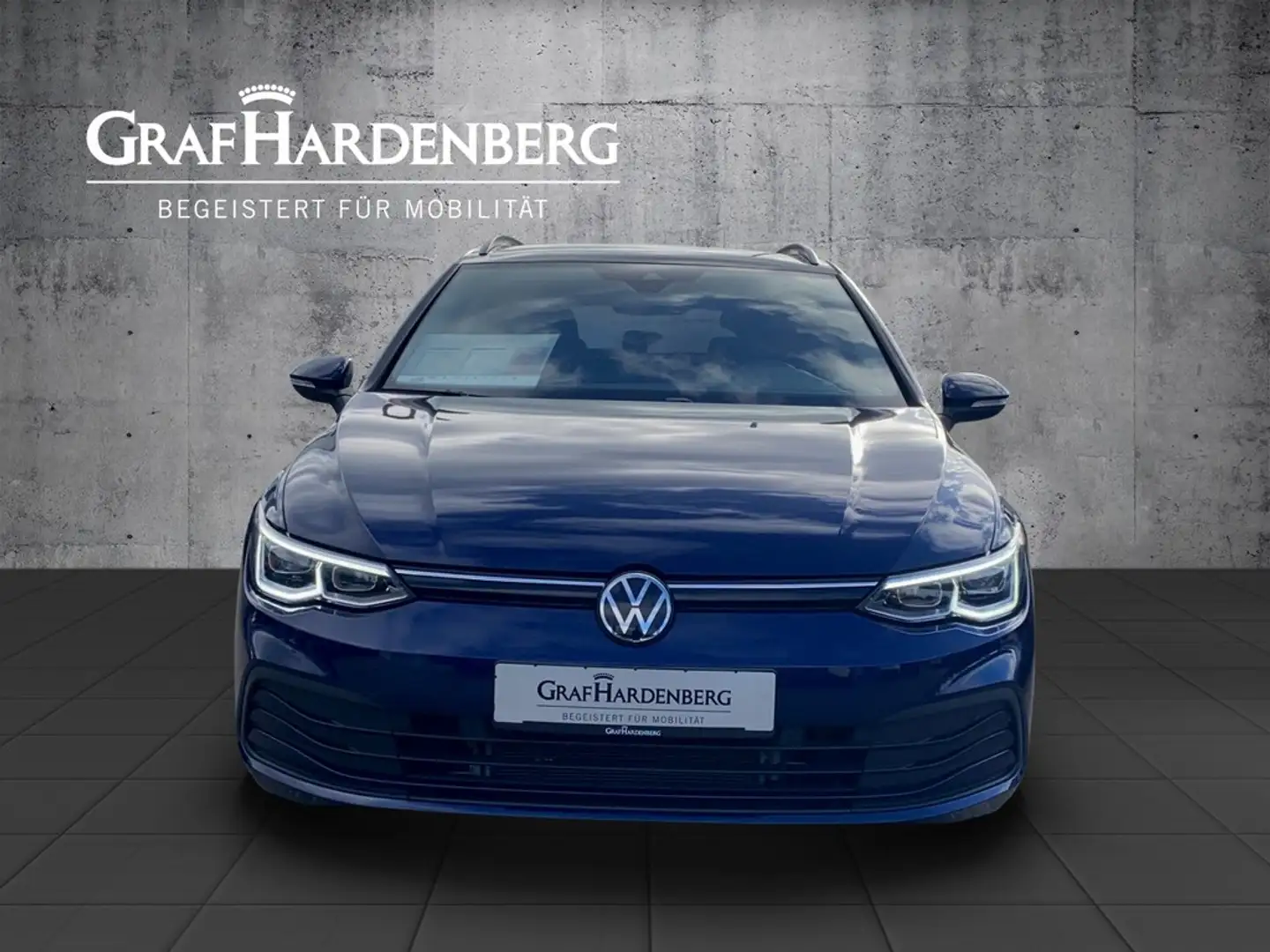 Volkswagen Golf VIII Variant 1.5 TSI Life ACC RFK AHK LED Blau - 2