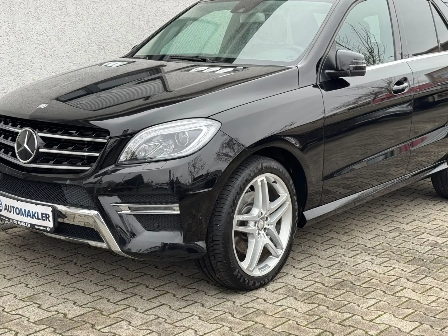Mercedes-Benz ML 350 CDI AMG 4M BT. AHK ILS SHD. KAM Schwarz - 2
