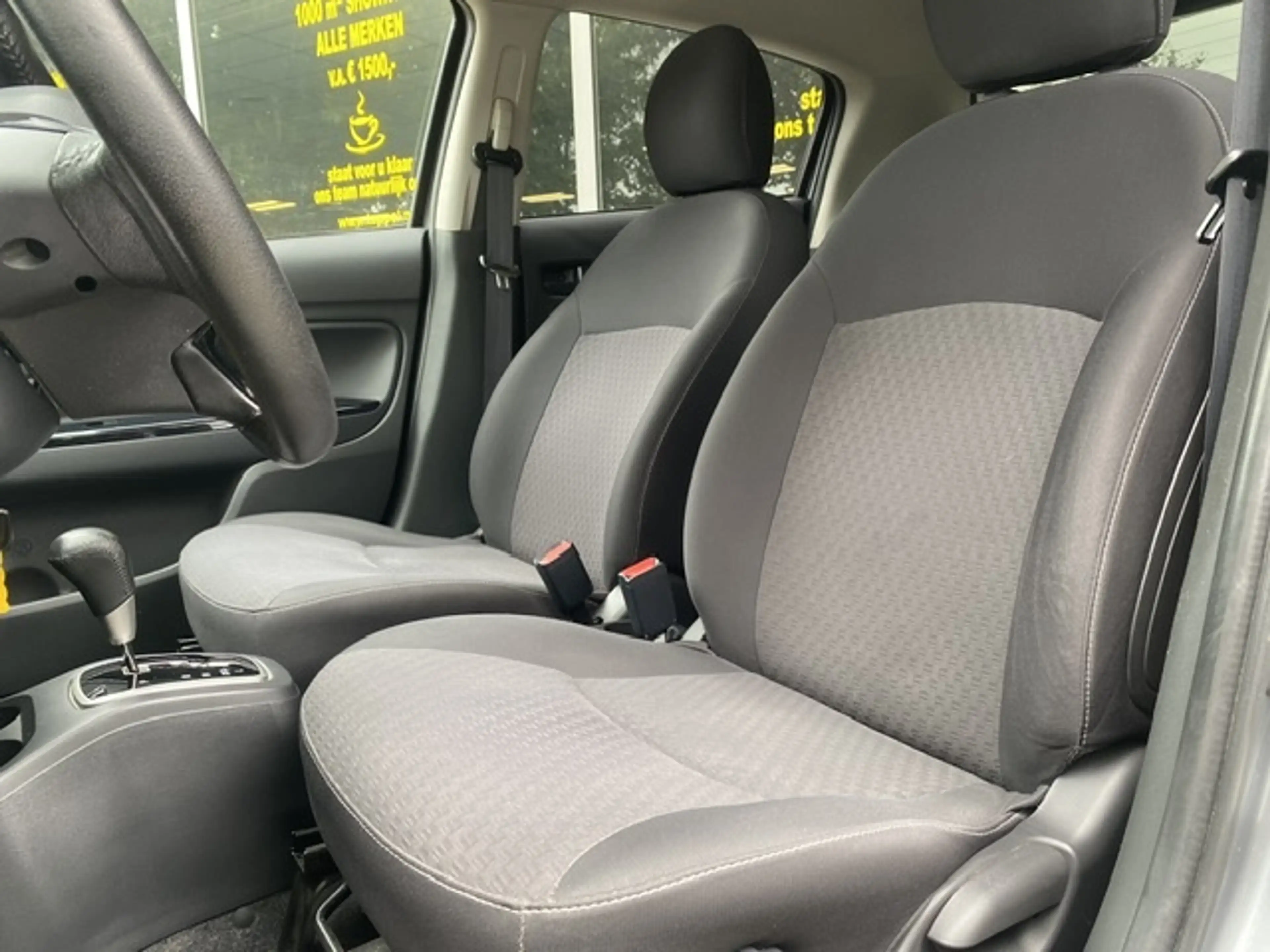 Mitsubishi Space Star 1.0 Intense L.M./Automaat — photo 5