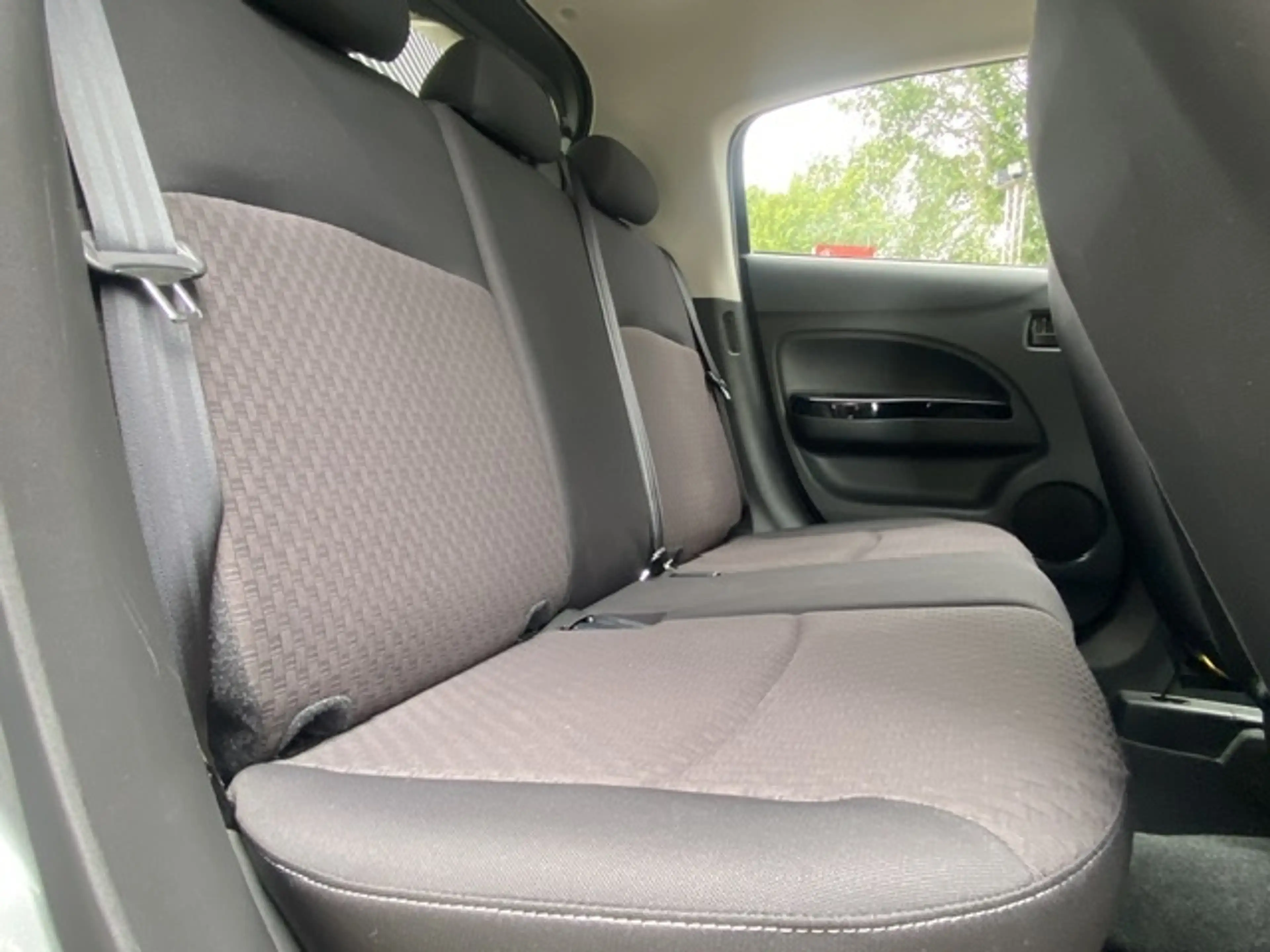 Mitsubishi Space Star 1.0 Intense L.M./Automaat — photo 9
