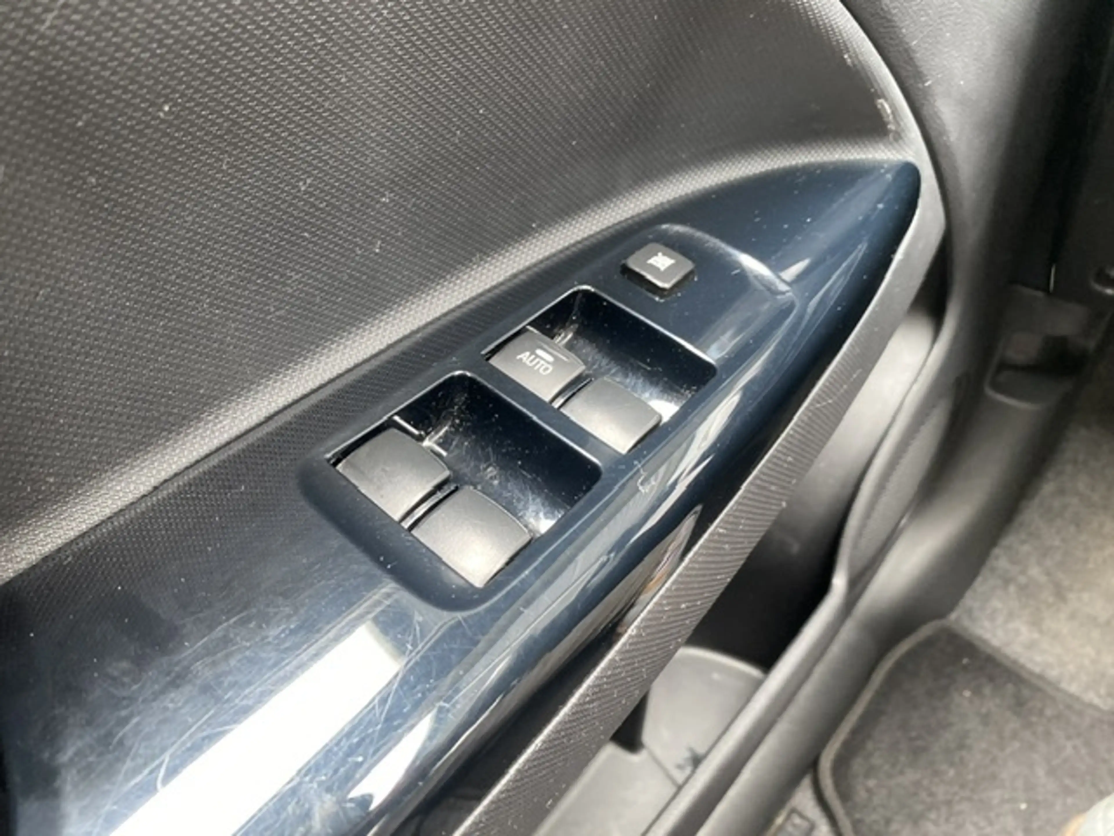 Mitsubishi Space Star 1.0 Intense L.M./Automaat — photo 15