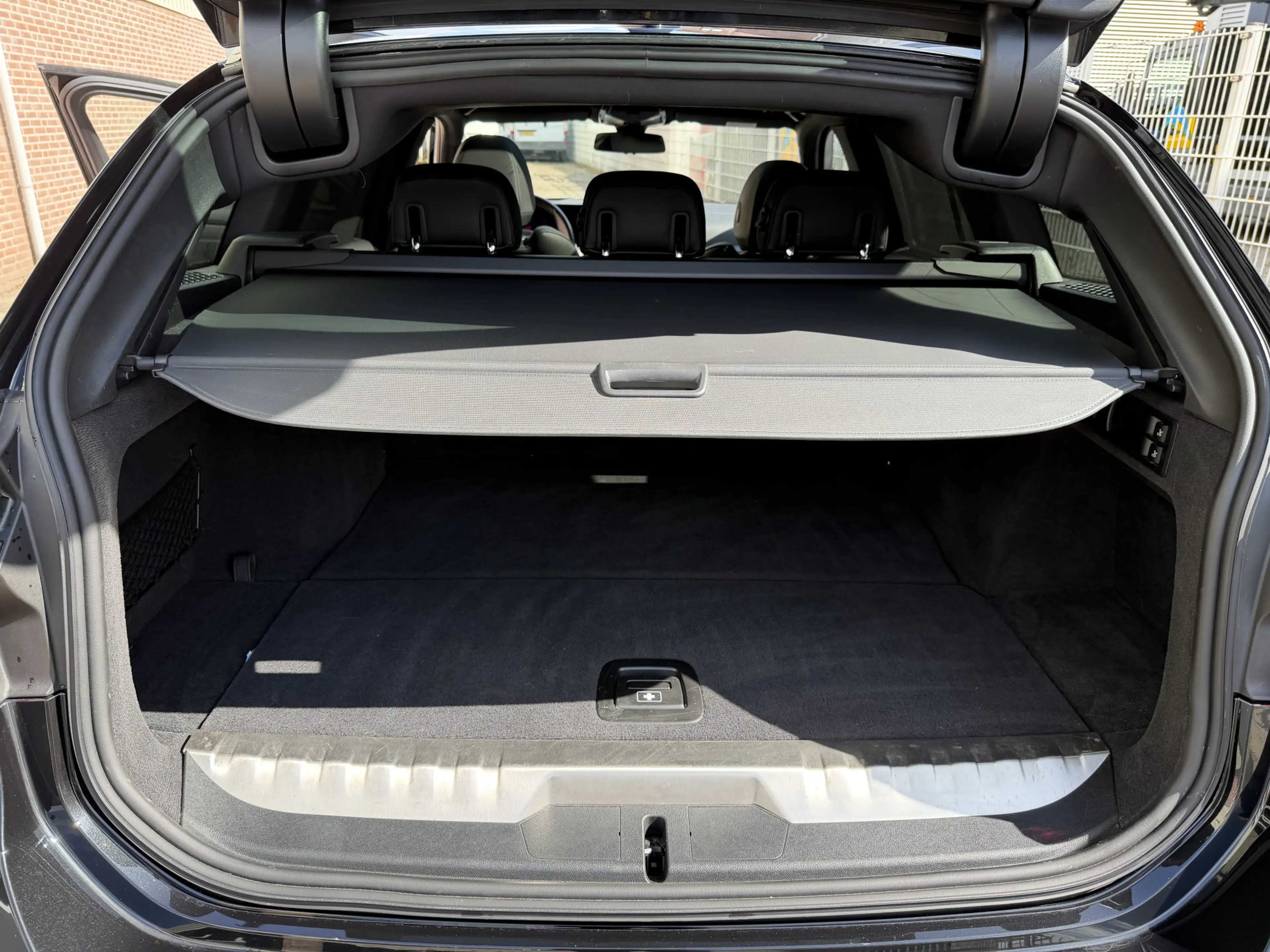 BMW 330 3-serie Touring 330e xDrive M-Sport | Facelift | P — photo 40