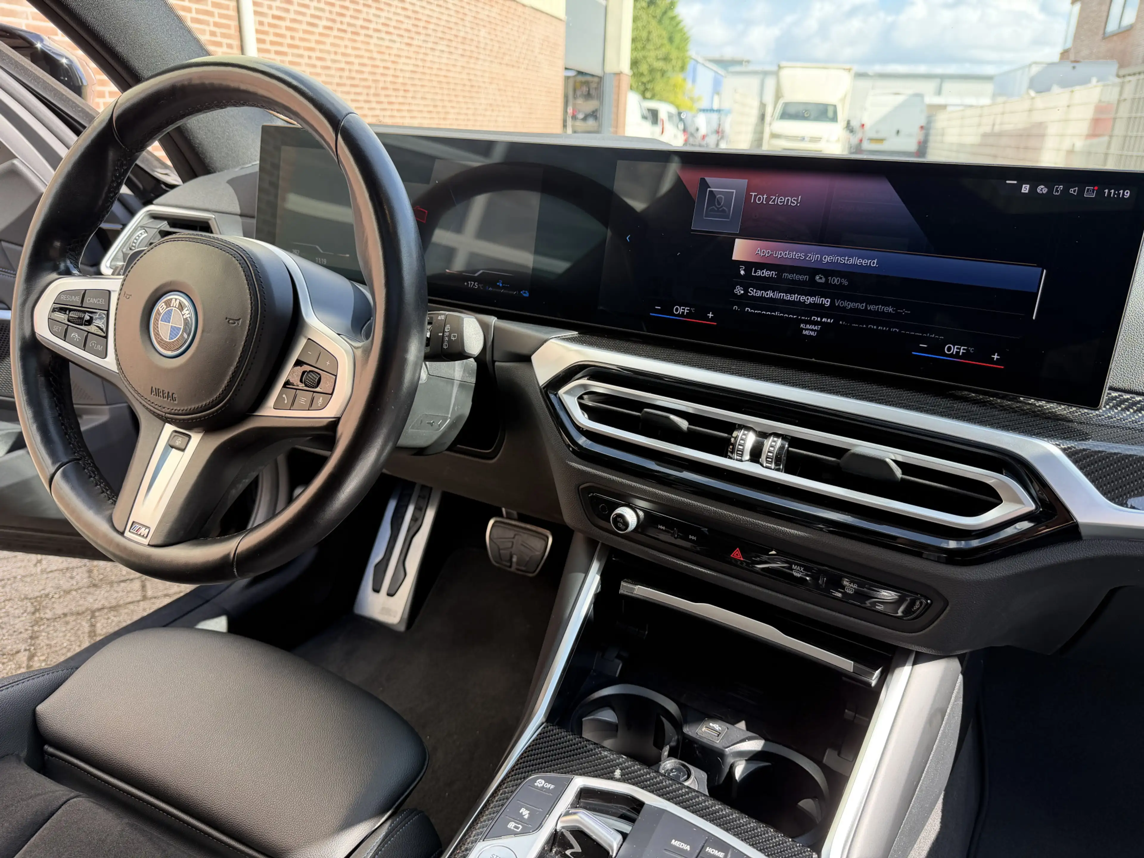 BMW 330 3-serie Touring 330e xDrive M-Sport | Facelift | P — photo 16