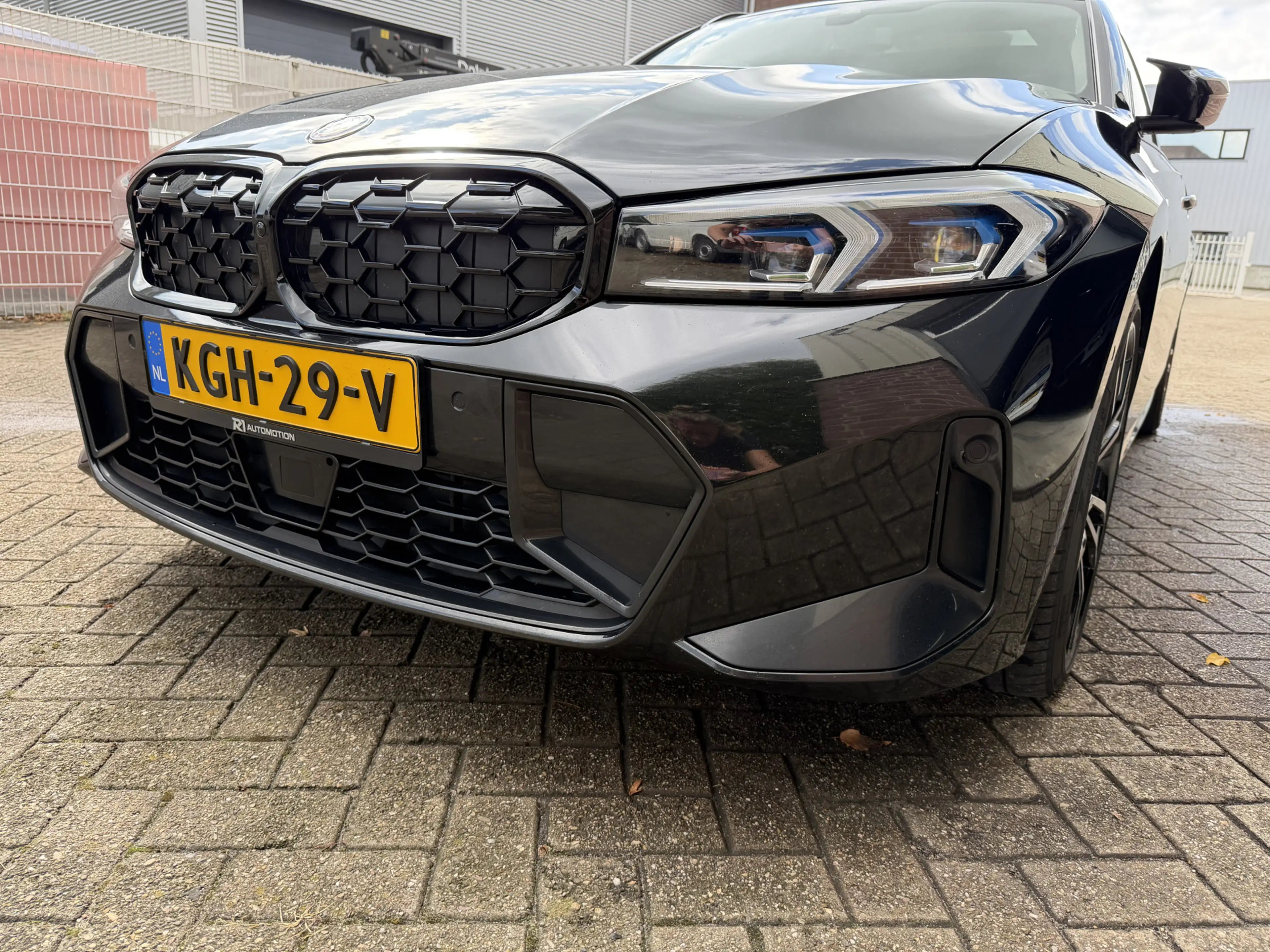BMW 330 3-serie Touring 330e xDrive M-Sport | Facelift | P — photo 33