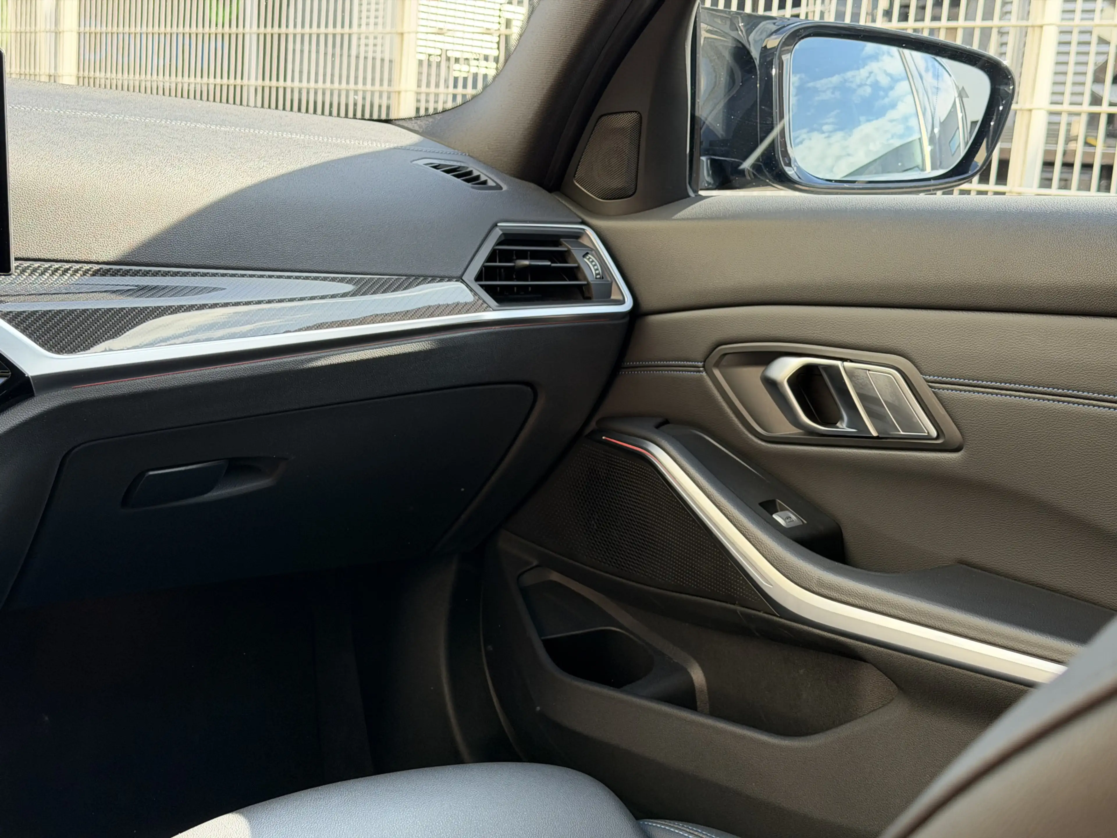 BMW 330 3-serie Touring 330e xDrive M-Sport | Facelift | P — photo 45