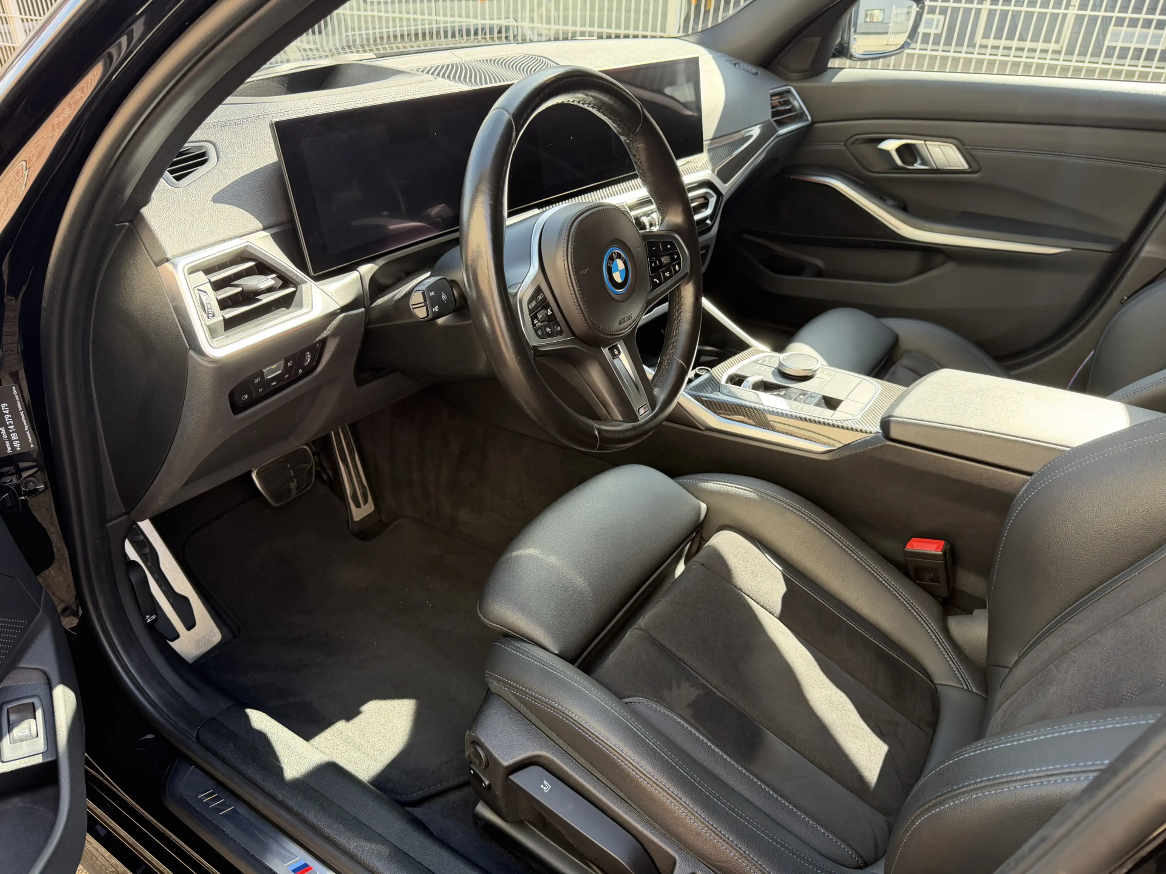 BMW 330 3-serie Touring 330e xDrive M-Sport | Facelift | P — photo 9
