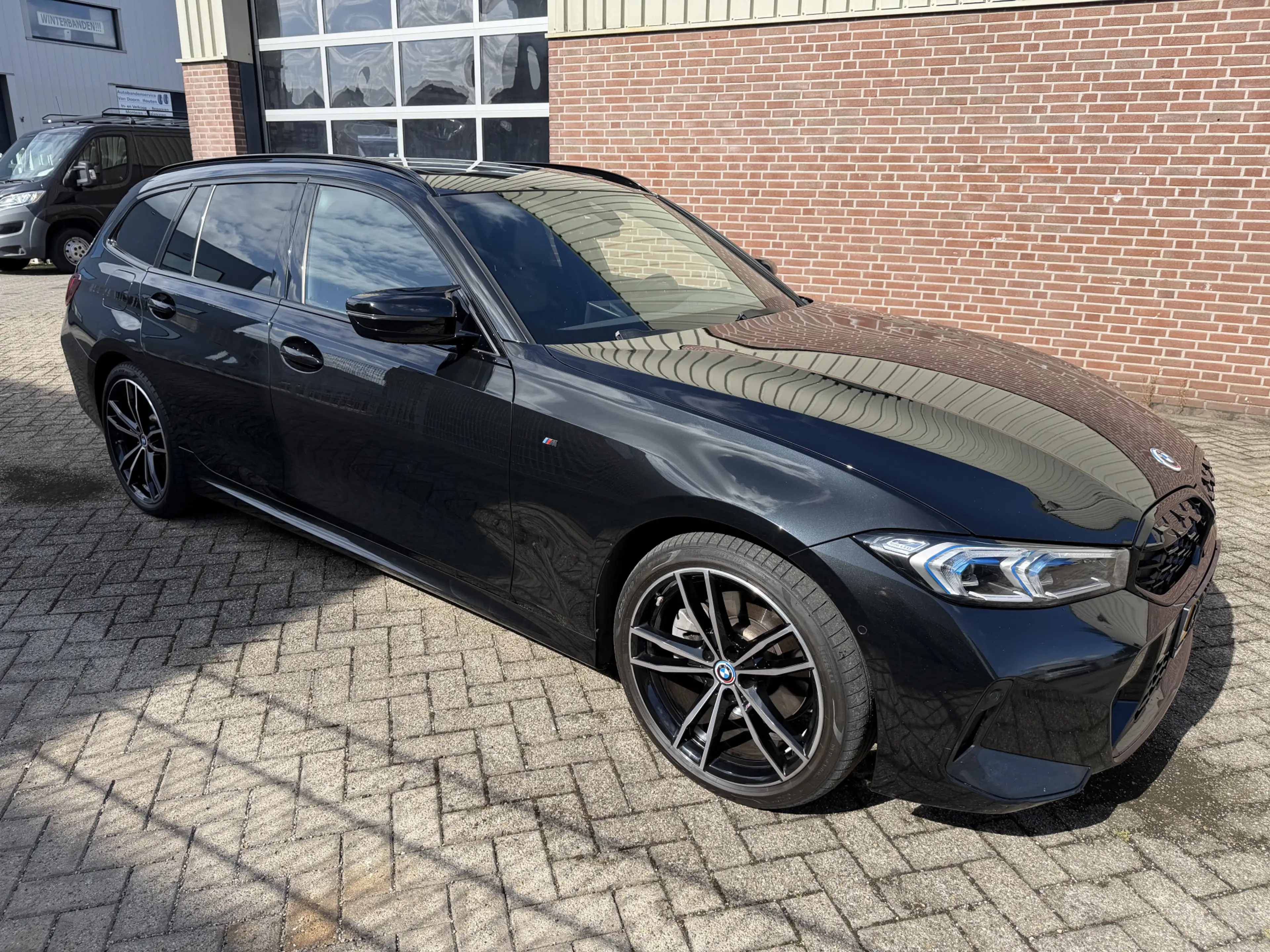 BMW 330 3-serie Touring 330e xDrive M-Sport | Facelift | P — photo 5